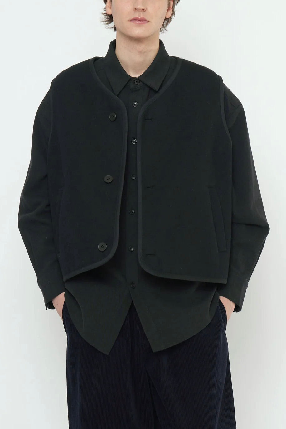 7115 by Szeki Double Faced Canvas Vest / Black
