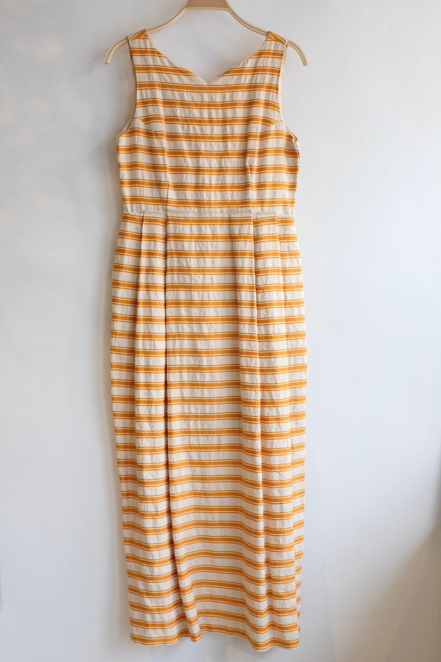 Pre-loved / Amanda Moss Dress / Size Medium