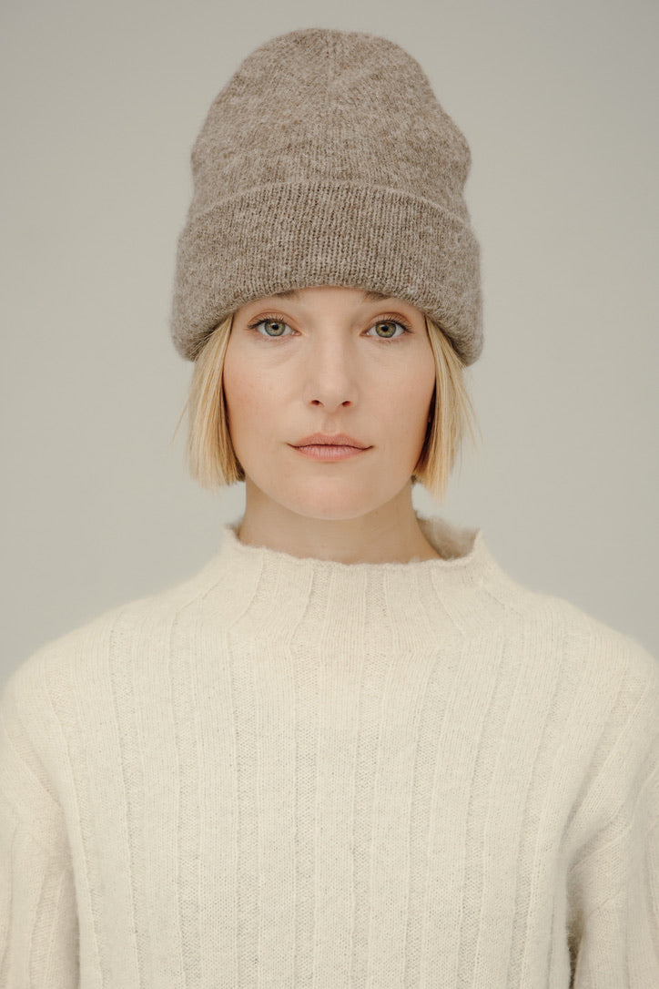 Andes Beanie / Fawn