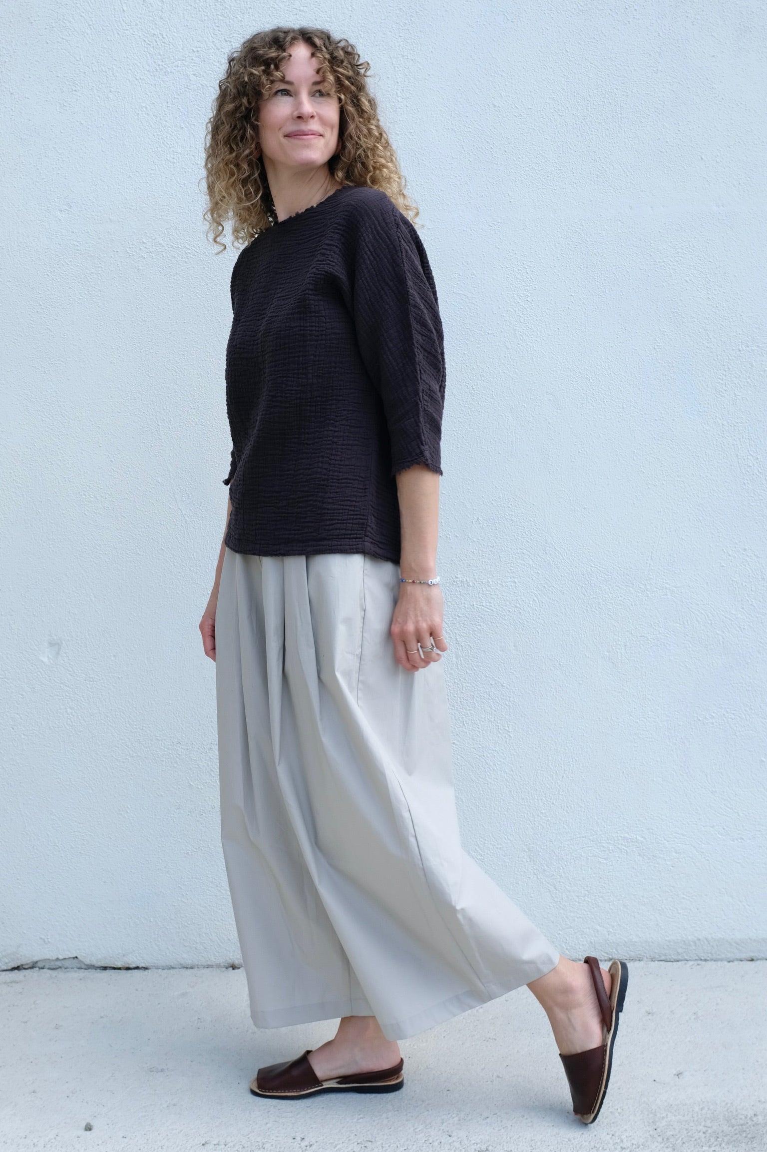 Black Crane Dolman Top / Graphite