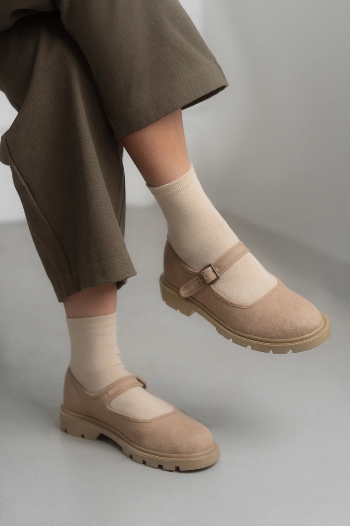 Small Lot Classic Lug Sole Mary Jane / Cafe