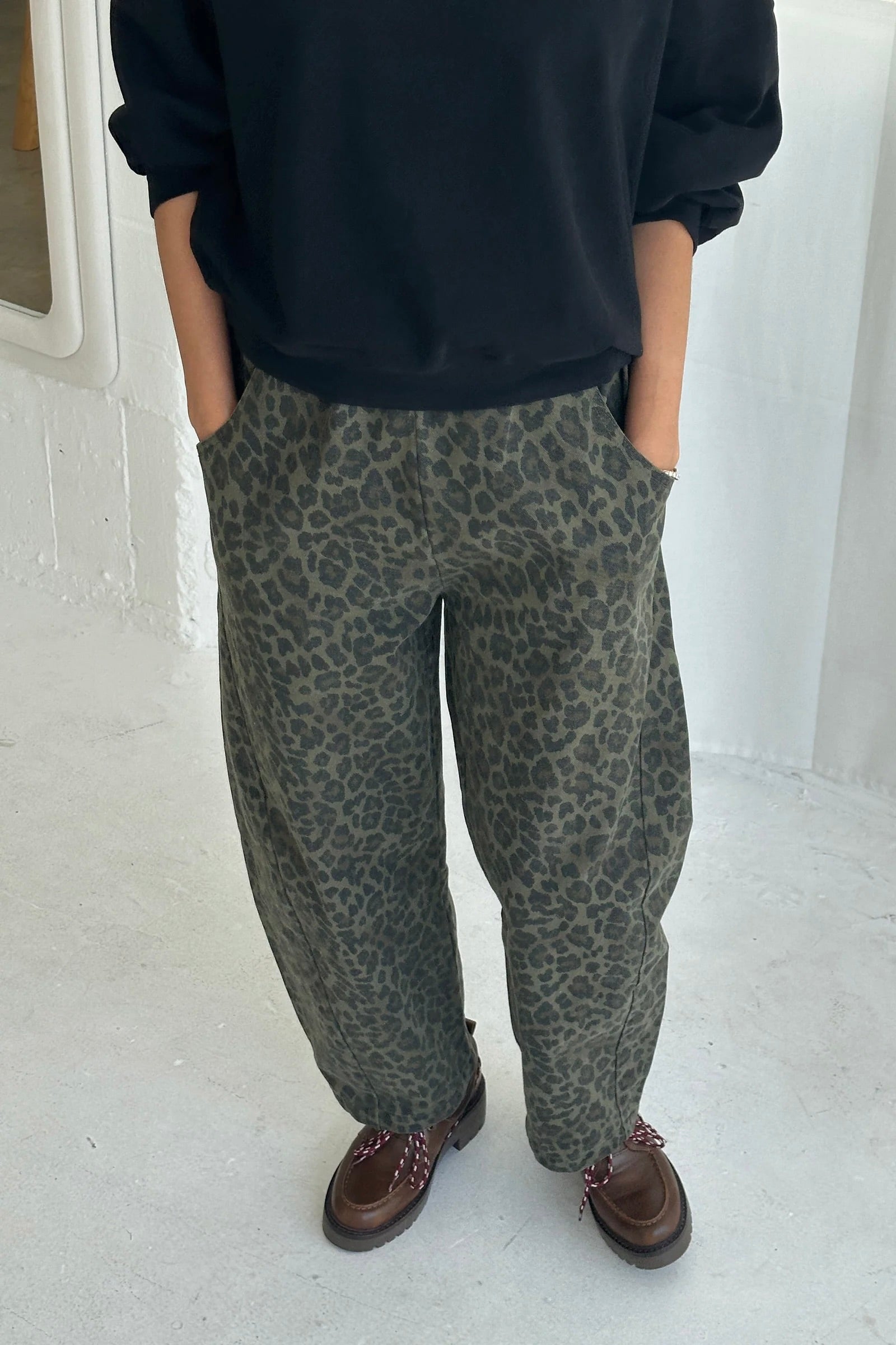 Le Bon Shoppe Arc Pants / Fern Leopard