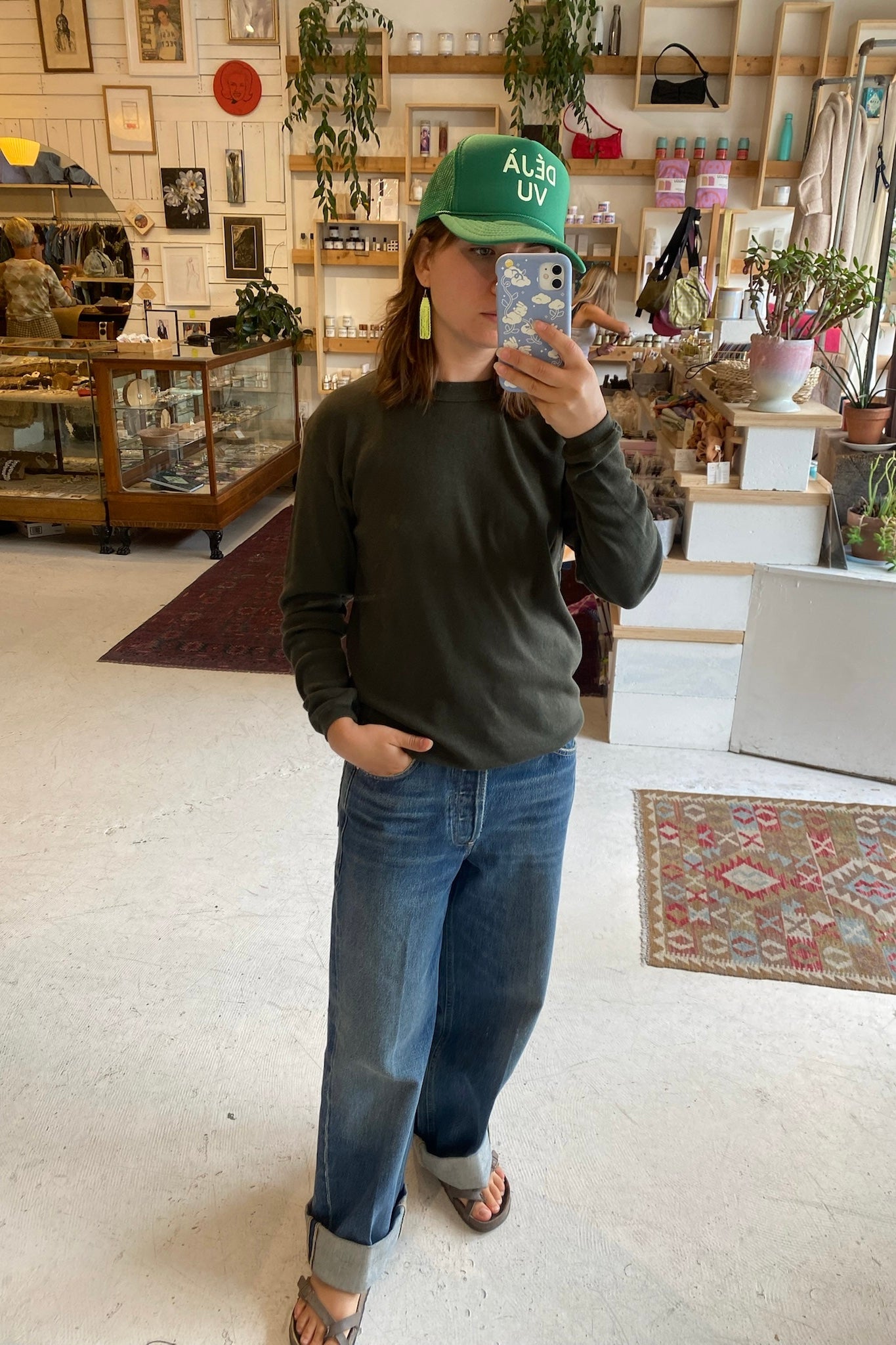 Hamacho Long Sleeve Tee / Olive Green