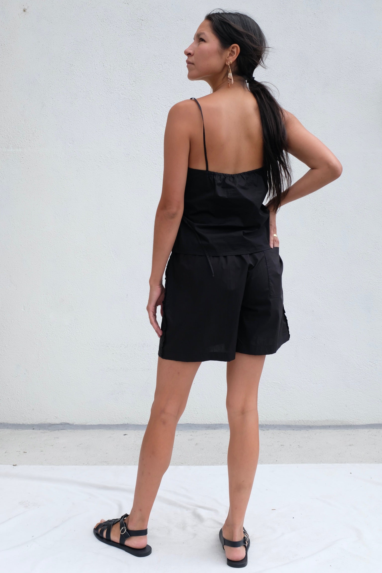 Deiji Studios Eyelet Top / Black