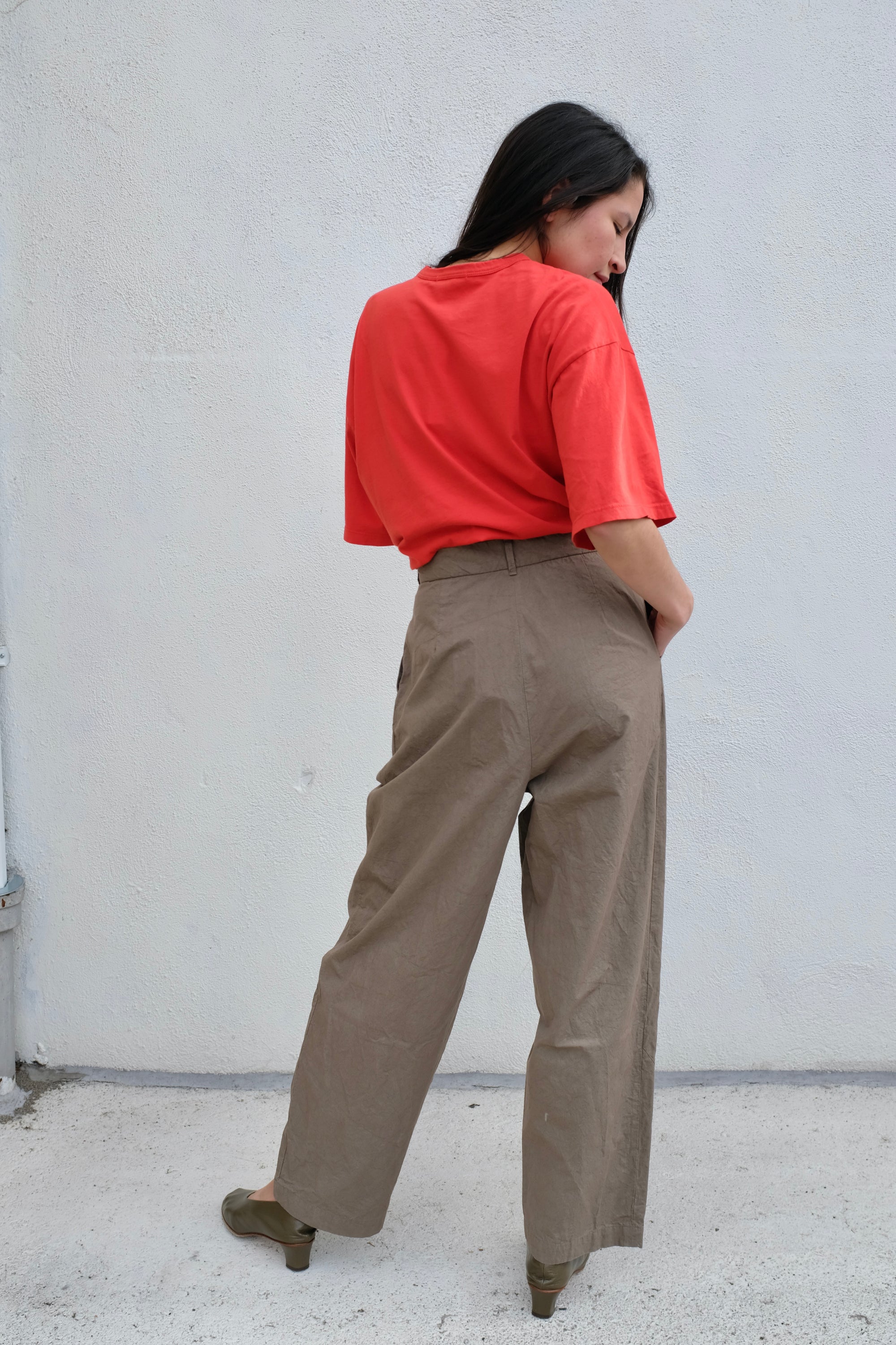Black Crane Crinkled Wide Trousers / Mud