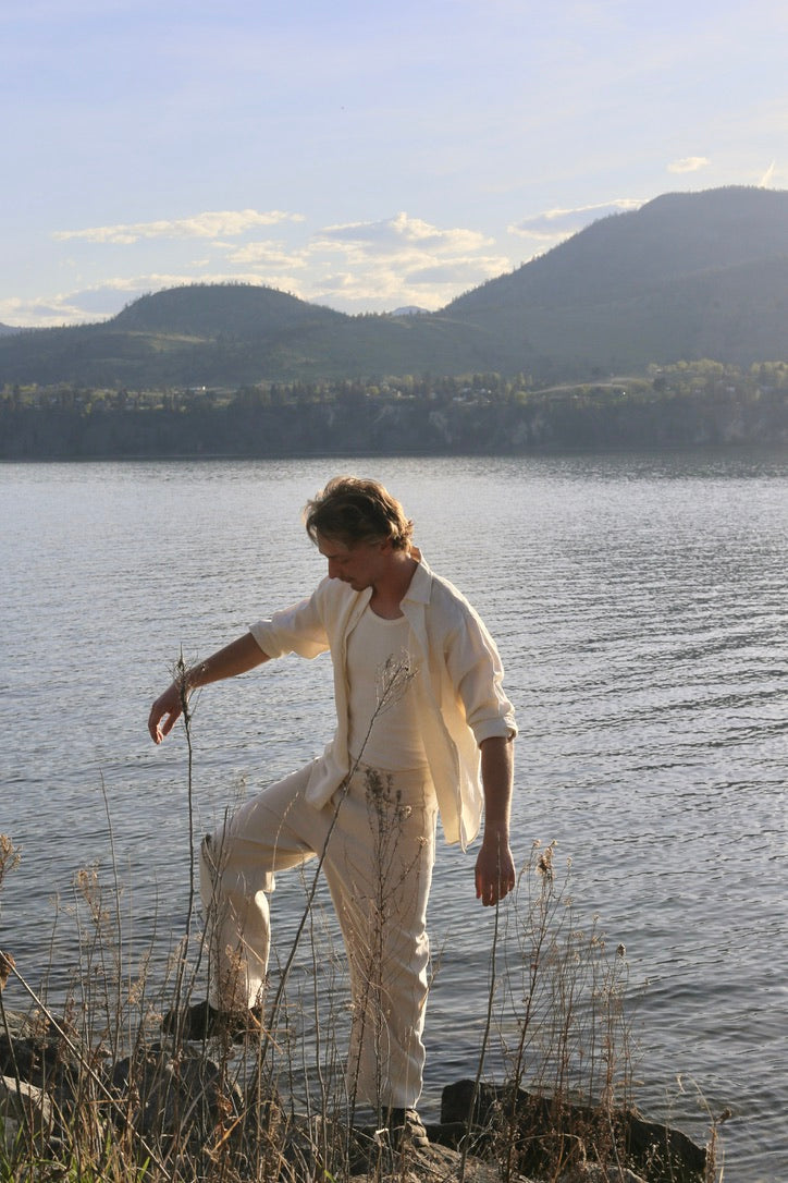 Relaxed Curved Leg Trouser SS25 / Off White