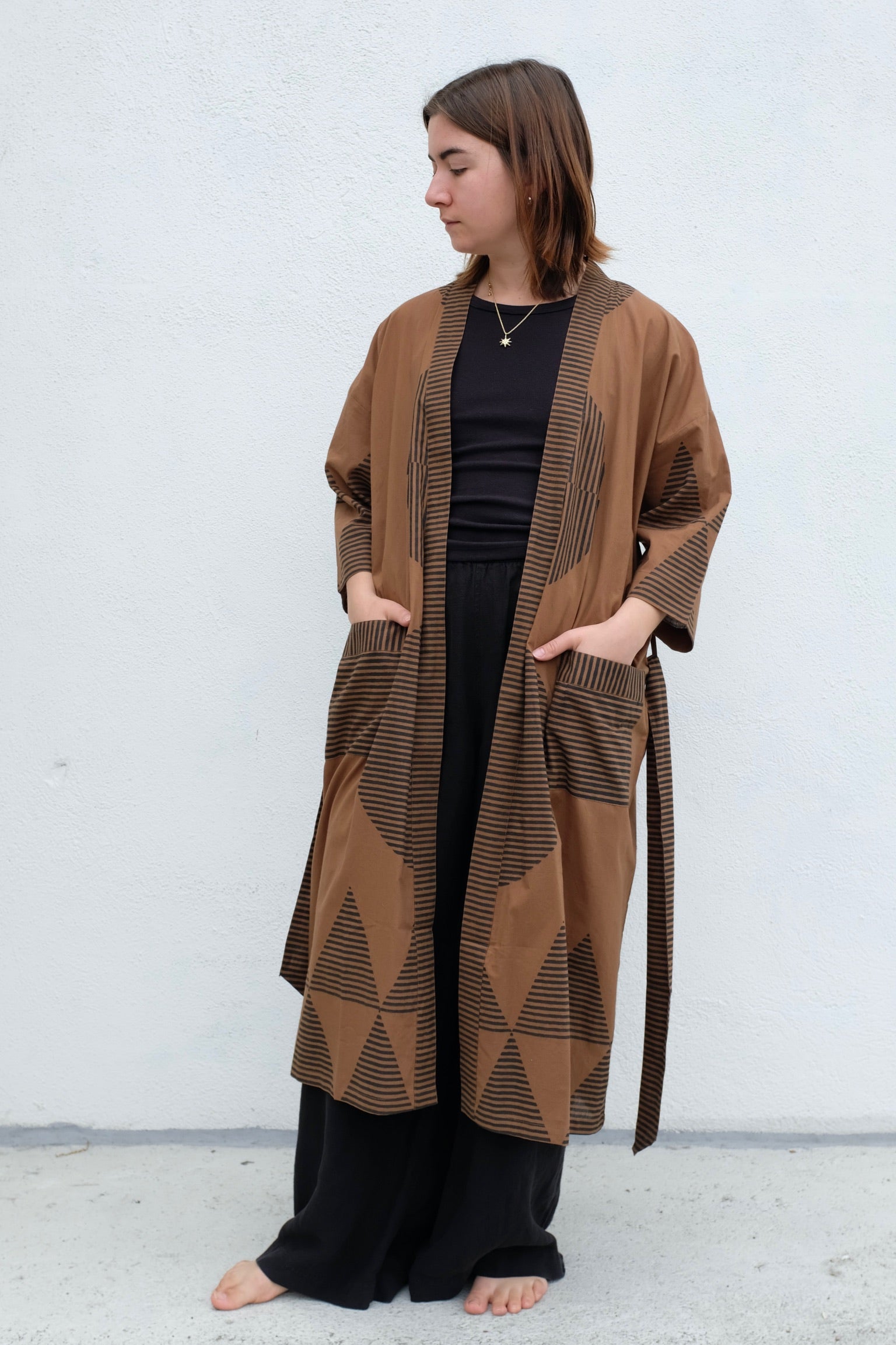 Block Shop Temple Robe / Walnut