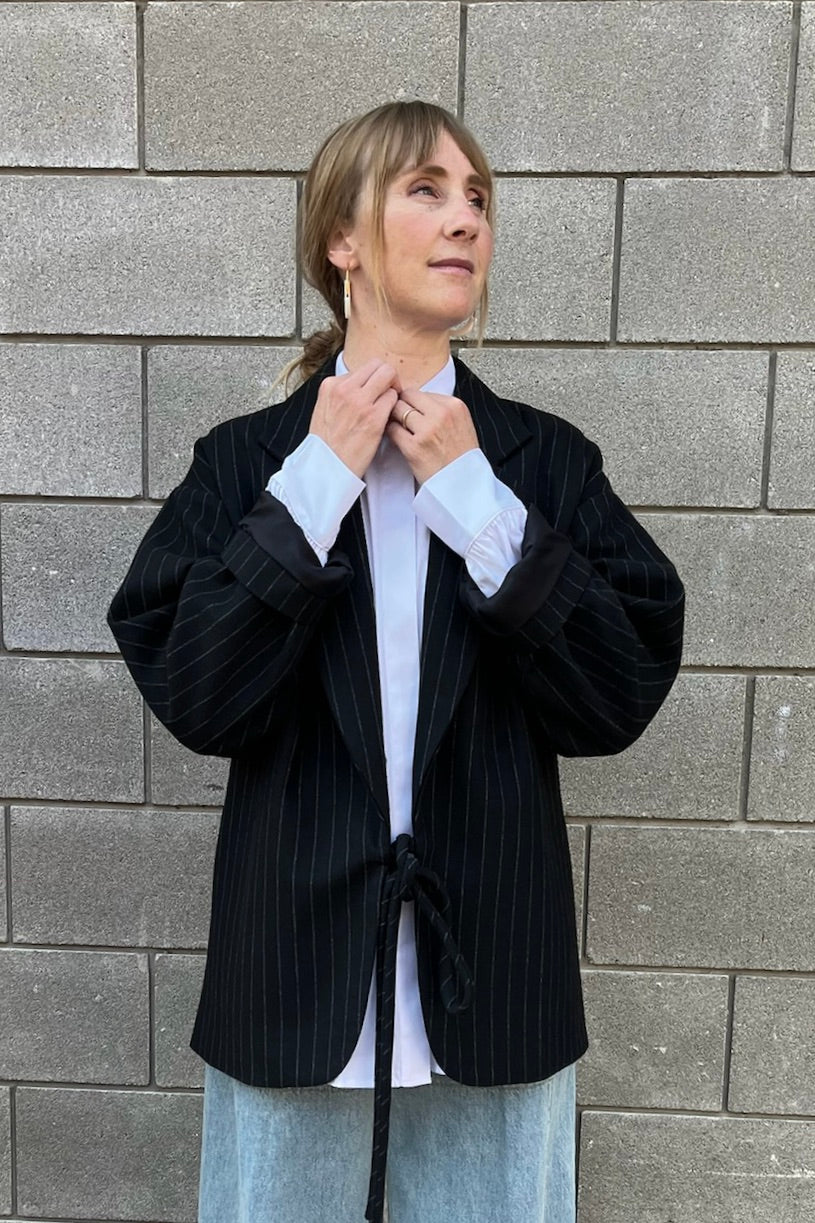 Mara Coat / Black Pinstripe