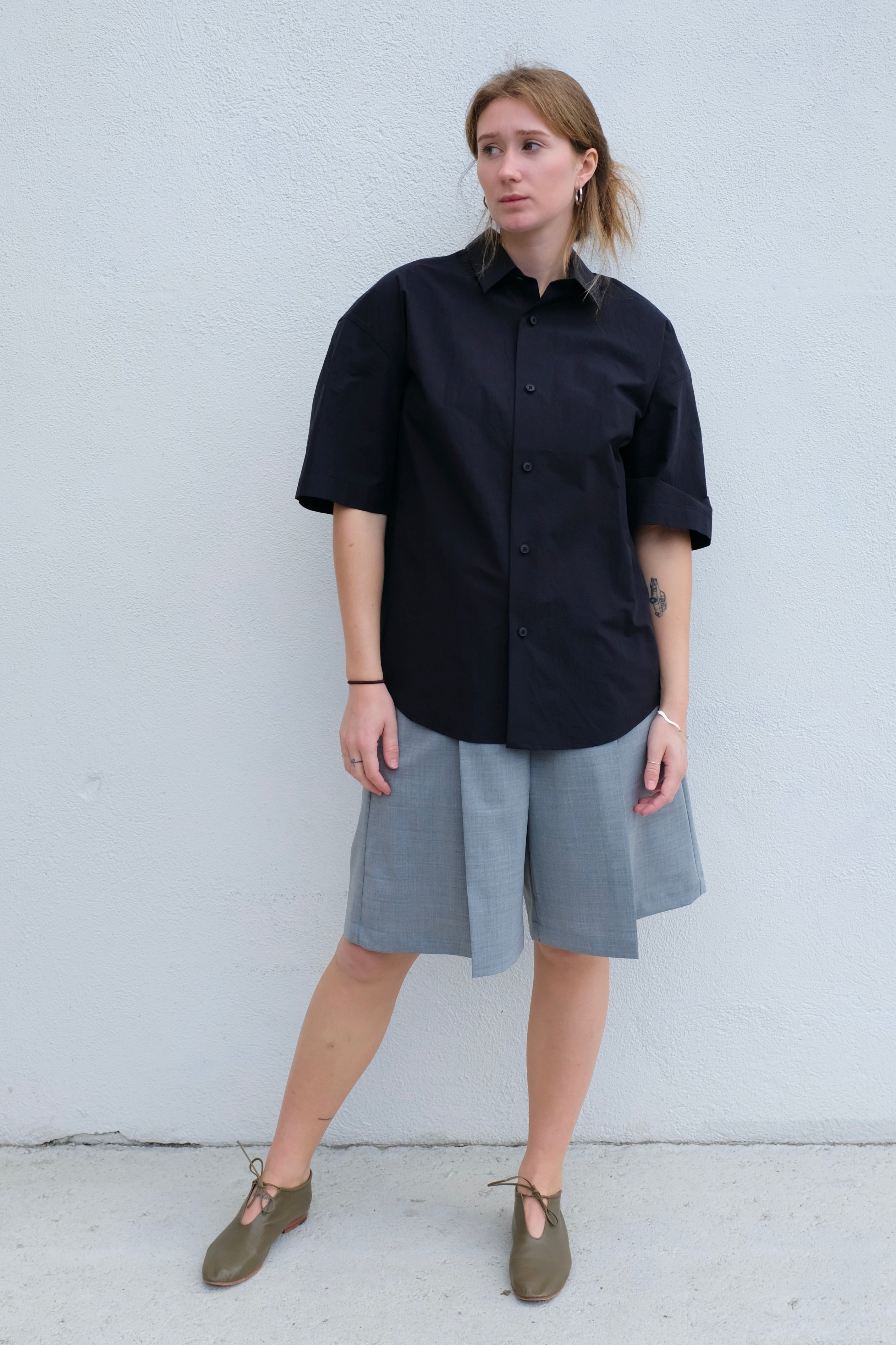 Oversized Short Sleeve Shirt / Black