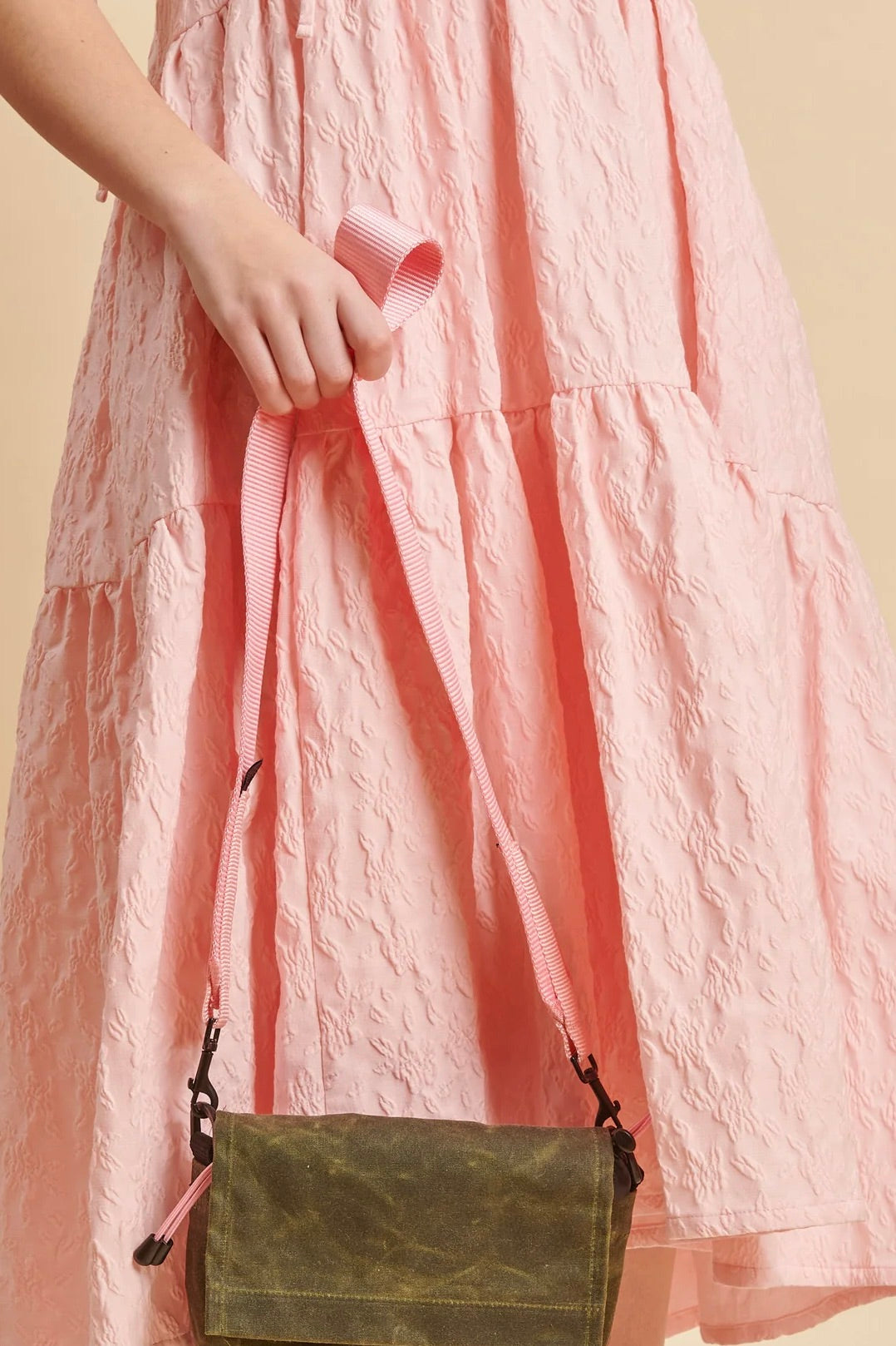 Some of the Parts Crossbody Strap /Pink