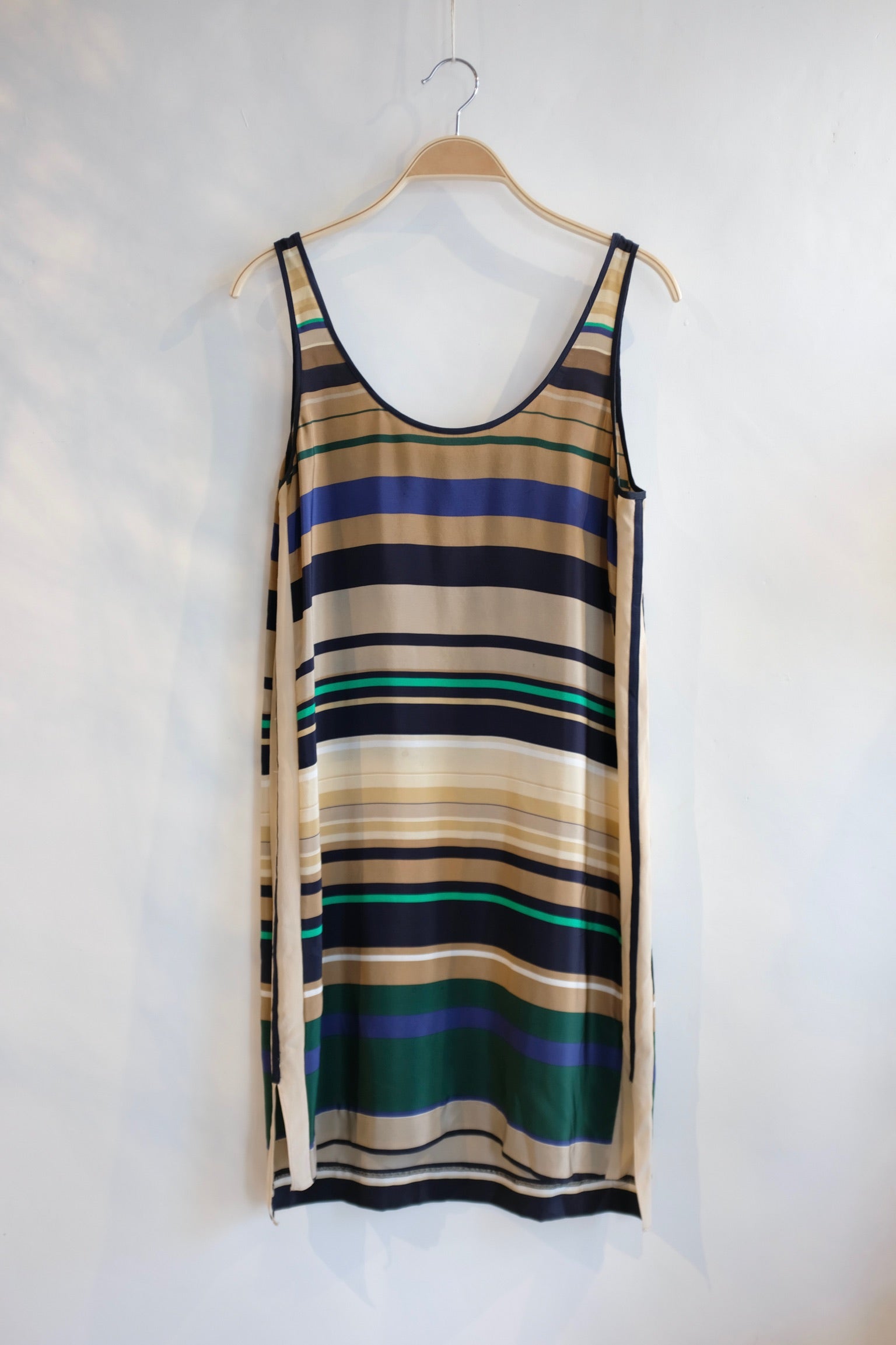 Pre-loved / Club Monaco Silk Shift Dress / Size 6