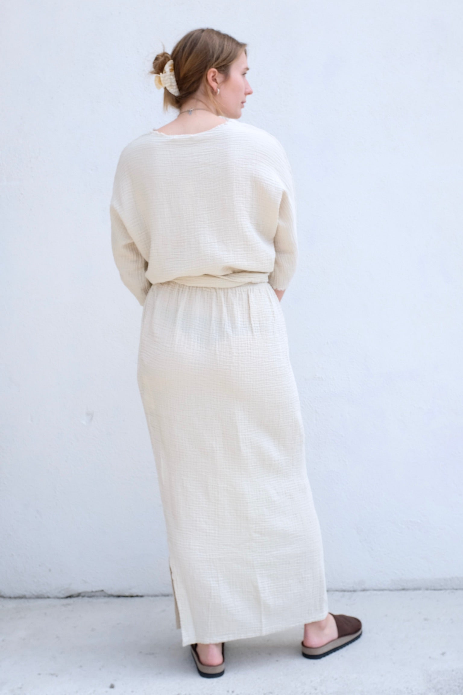 Black Crane SS23 Long Skirt / Cloud