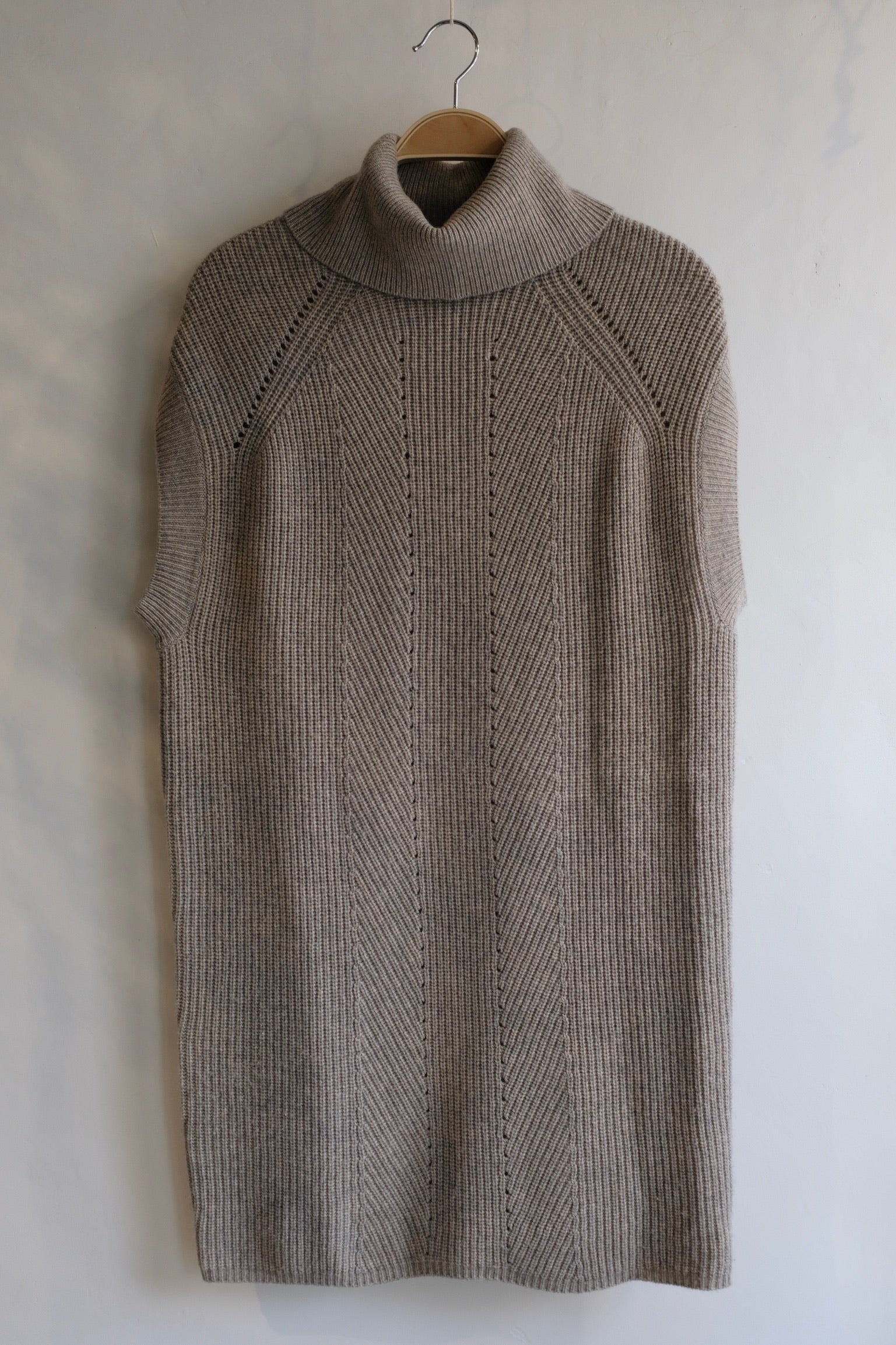 Pre-loved / Vince Knit Dress Beige / Size XS