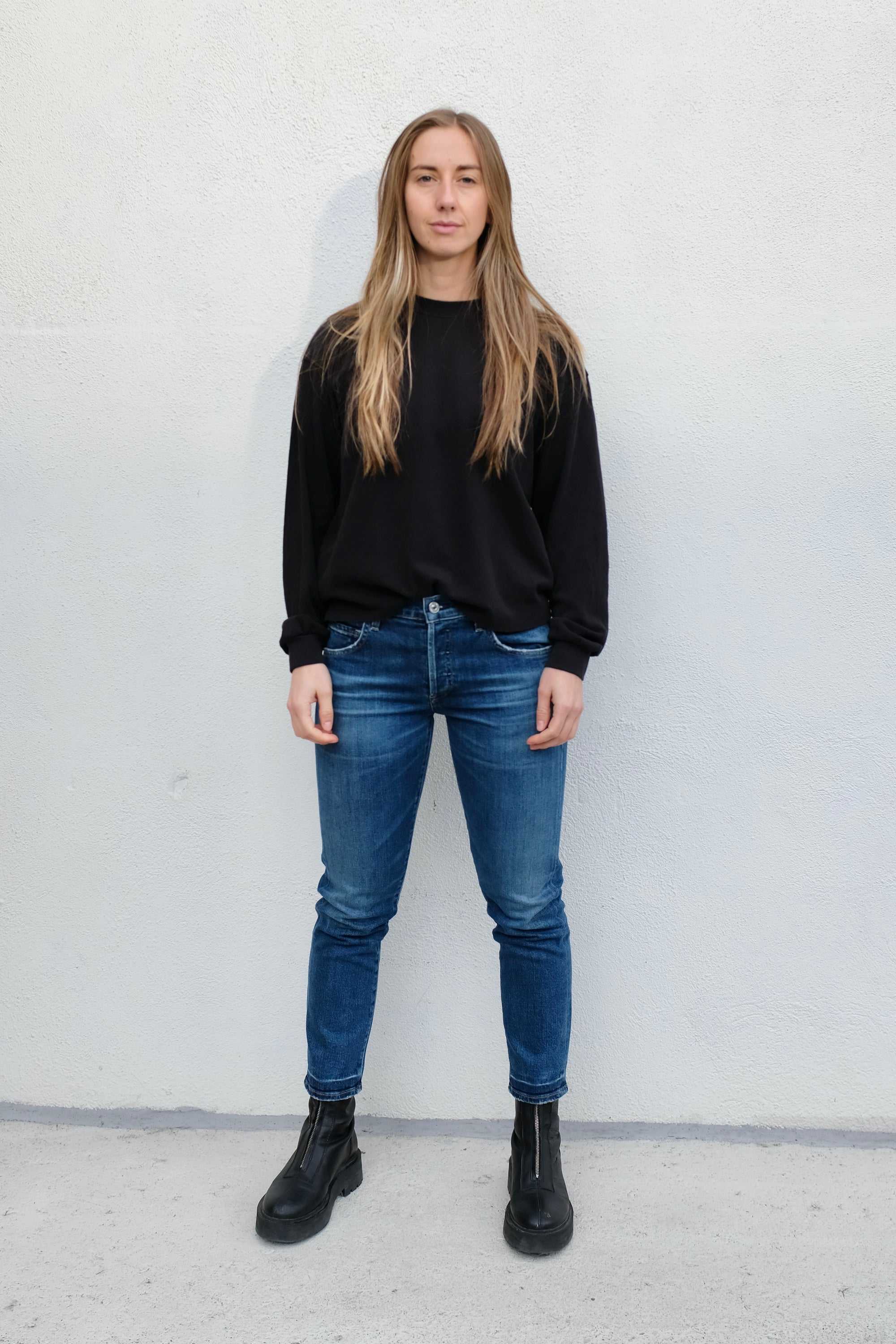 Jungmaven Cropped Long Sleeve Tee / Black
