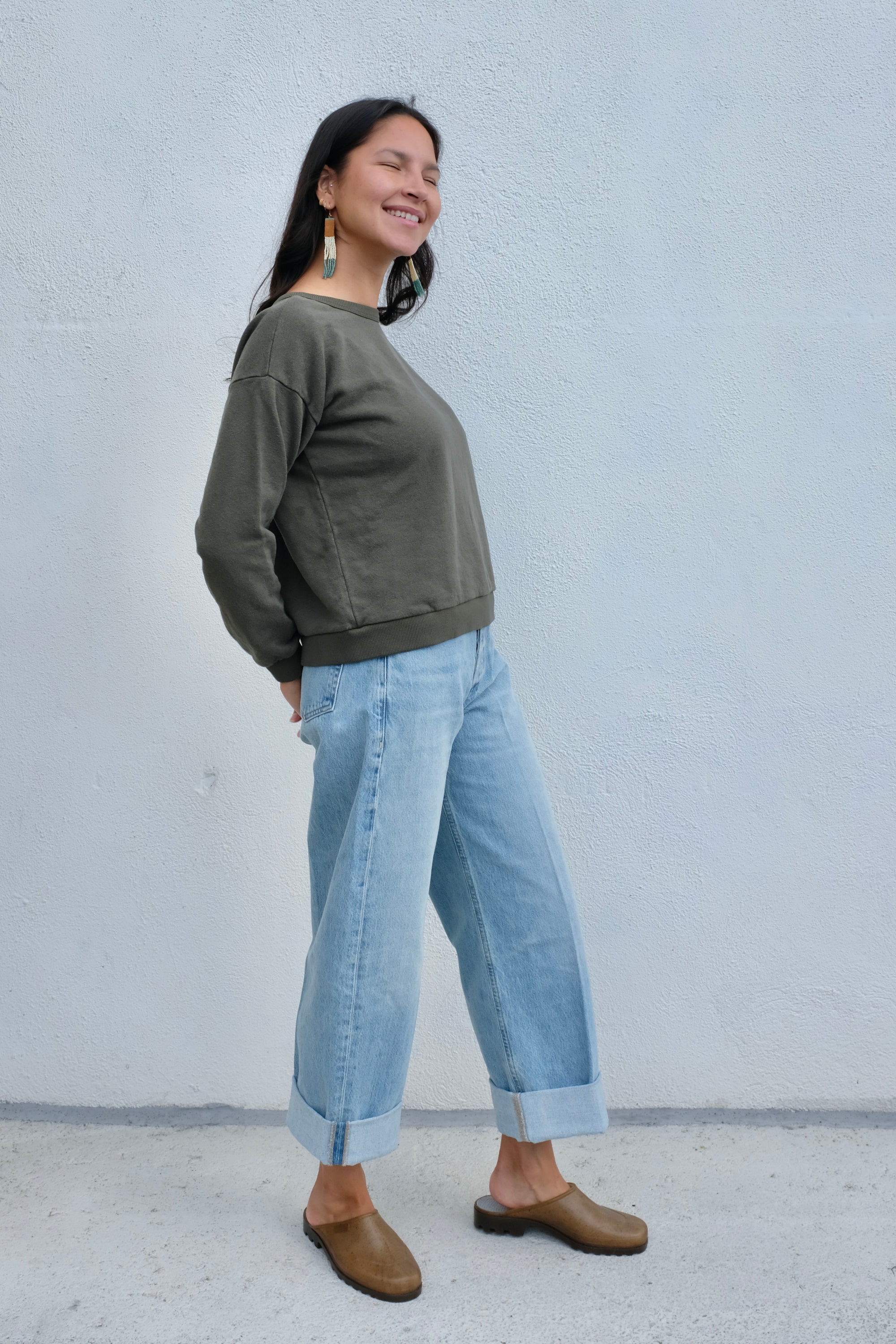 Crux Crop Sweatshirt / Olive Green