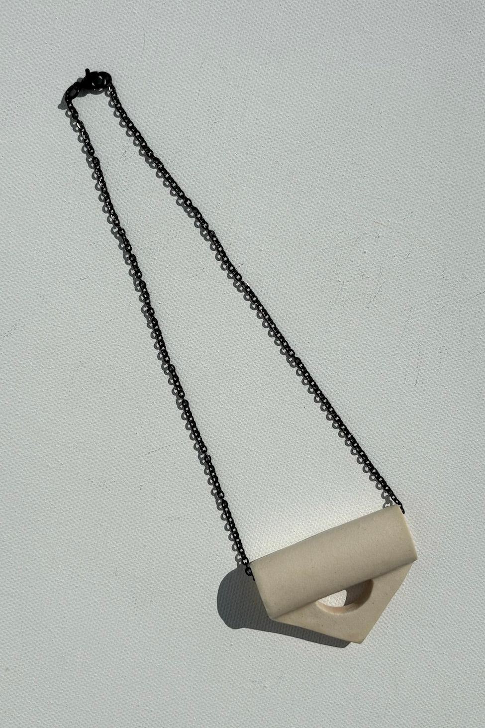 Collar Necklace / Cream