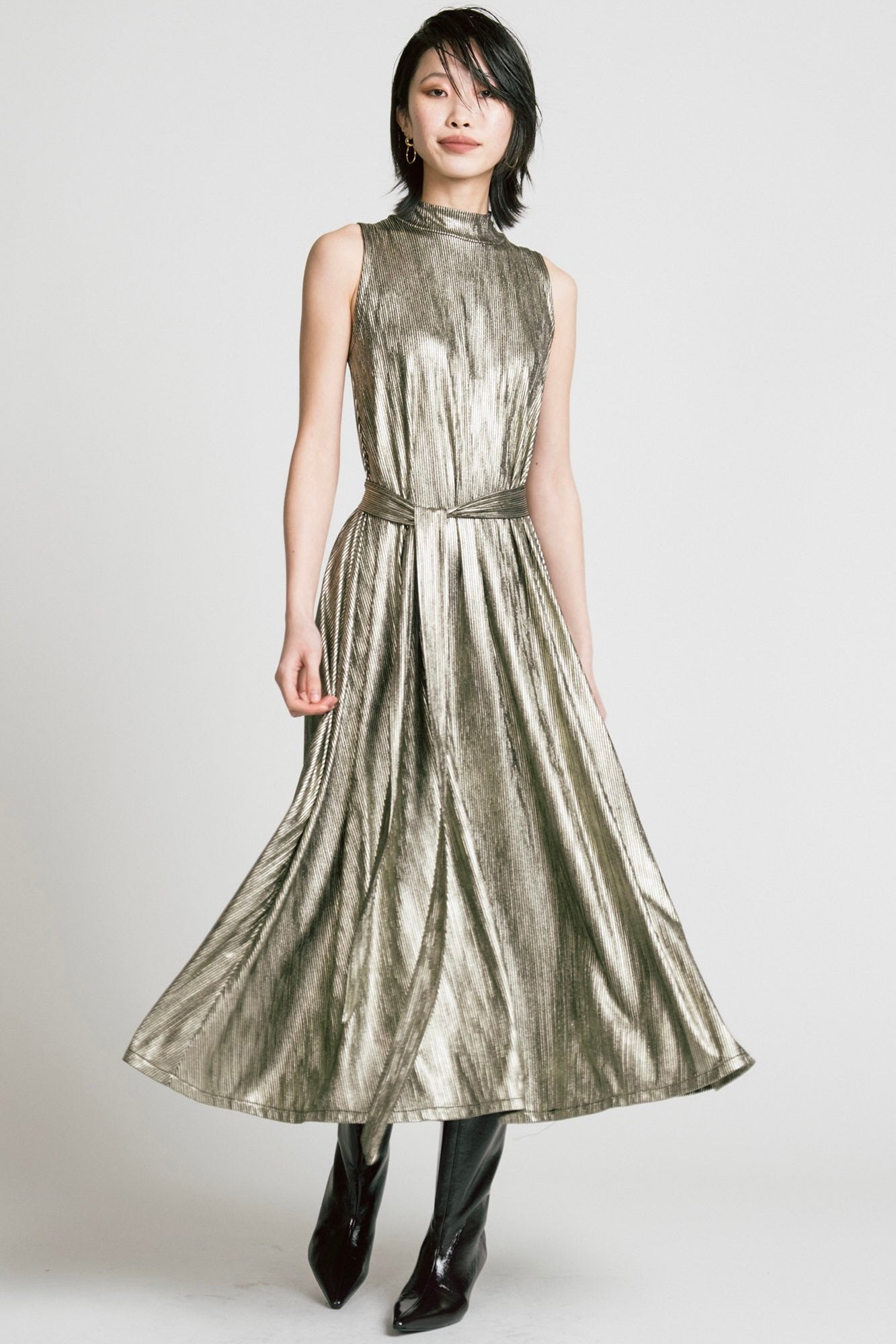 green emerald velvet dress Swing Dress / Gold – ad hoc penticton
