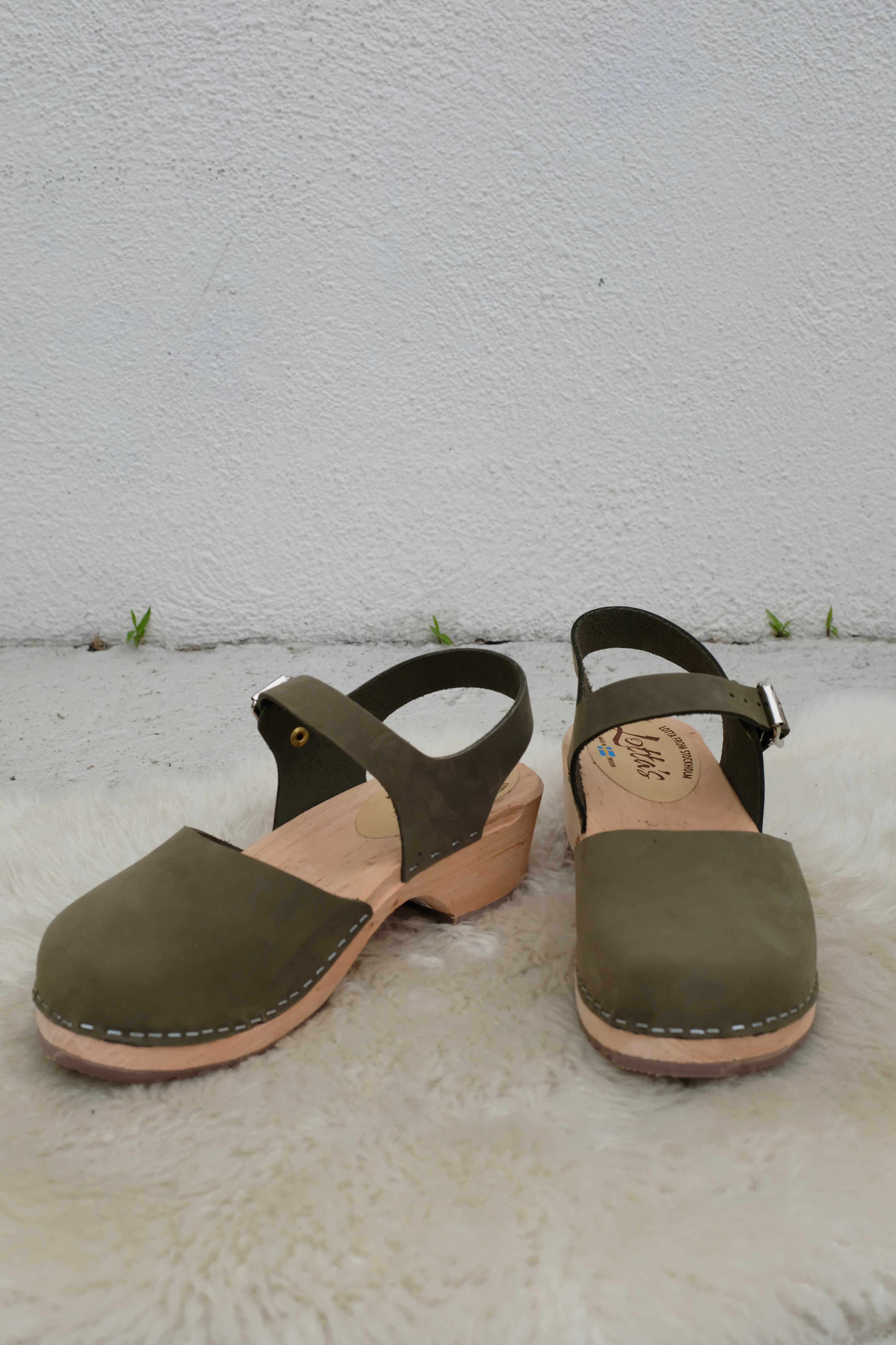 Lotta From Stockholm Low Heel Lotta Low Wood Clogs Olive