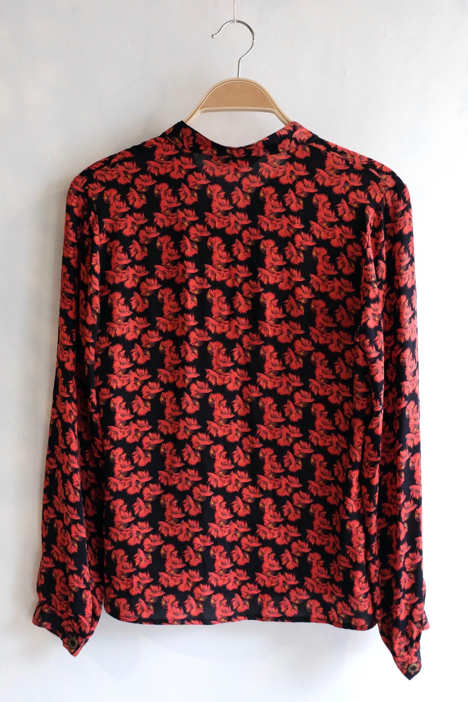 Pre-loved / Tucker Red/Blk pattern top / Size Small