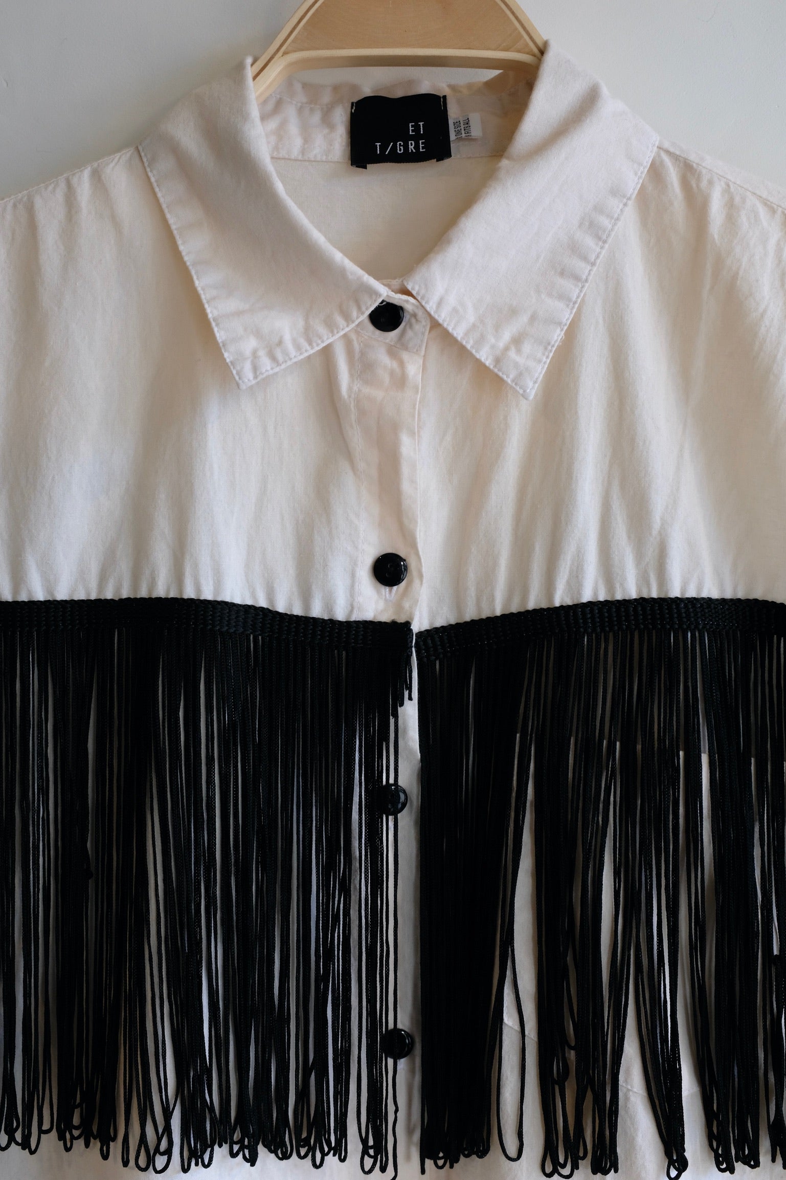 Pre-loved / et Tigre Ave Fringe Blouse Cream / One Size