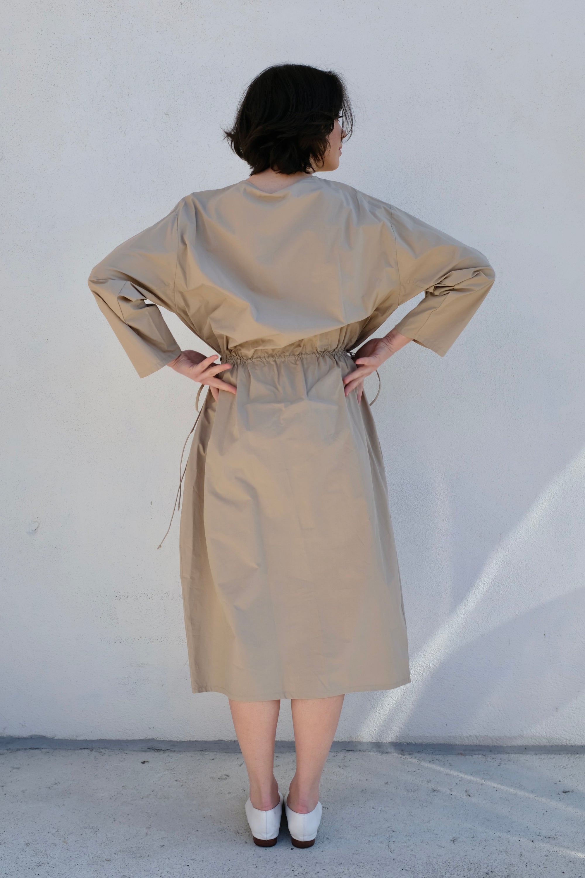 Modern Weaving Drawstring Pocket Dress / Taupe