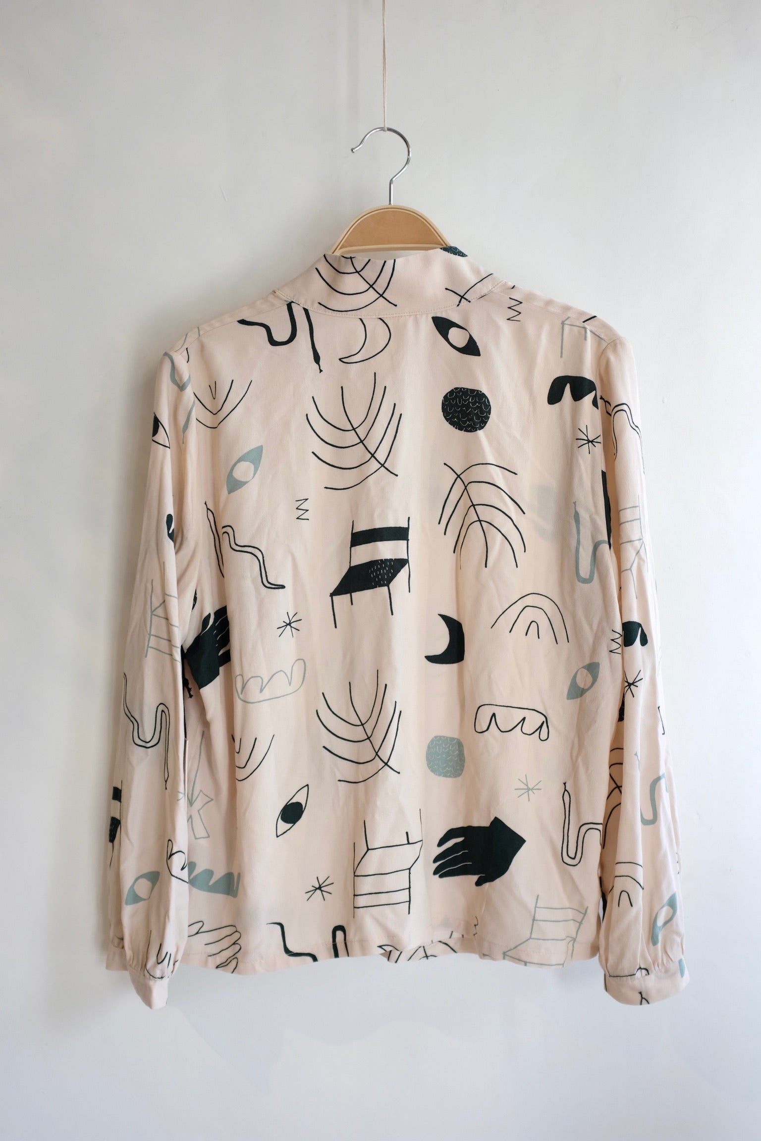 Pre-Loved / Eve Gravel Longsleeve Blouse / Size L