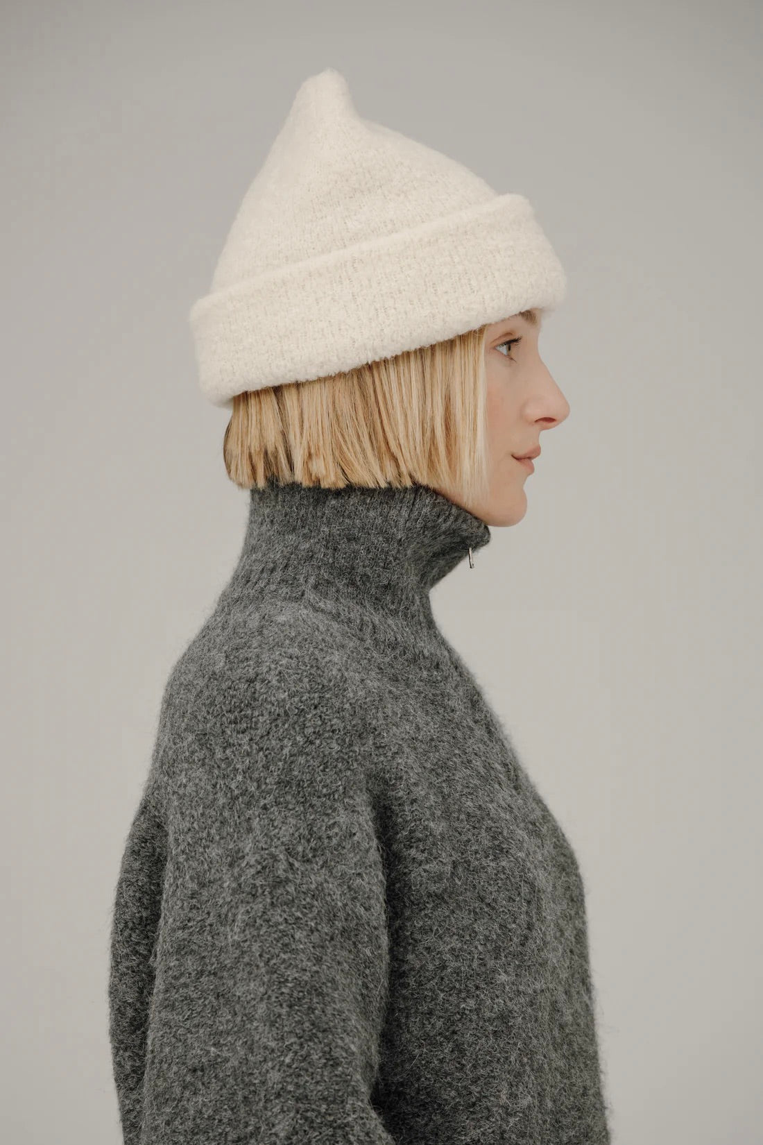 Bare knitwear remi beanie / ivory