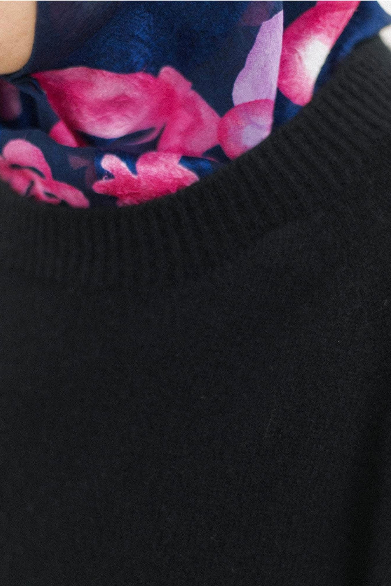 Baserange Soar Sweater / Black