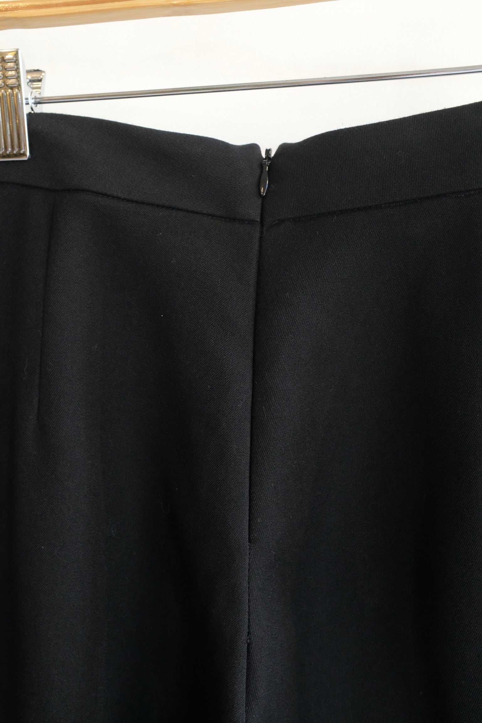 Pre-loved / Valerie Dumaine Pleated Black Pant / Size Medium