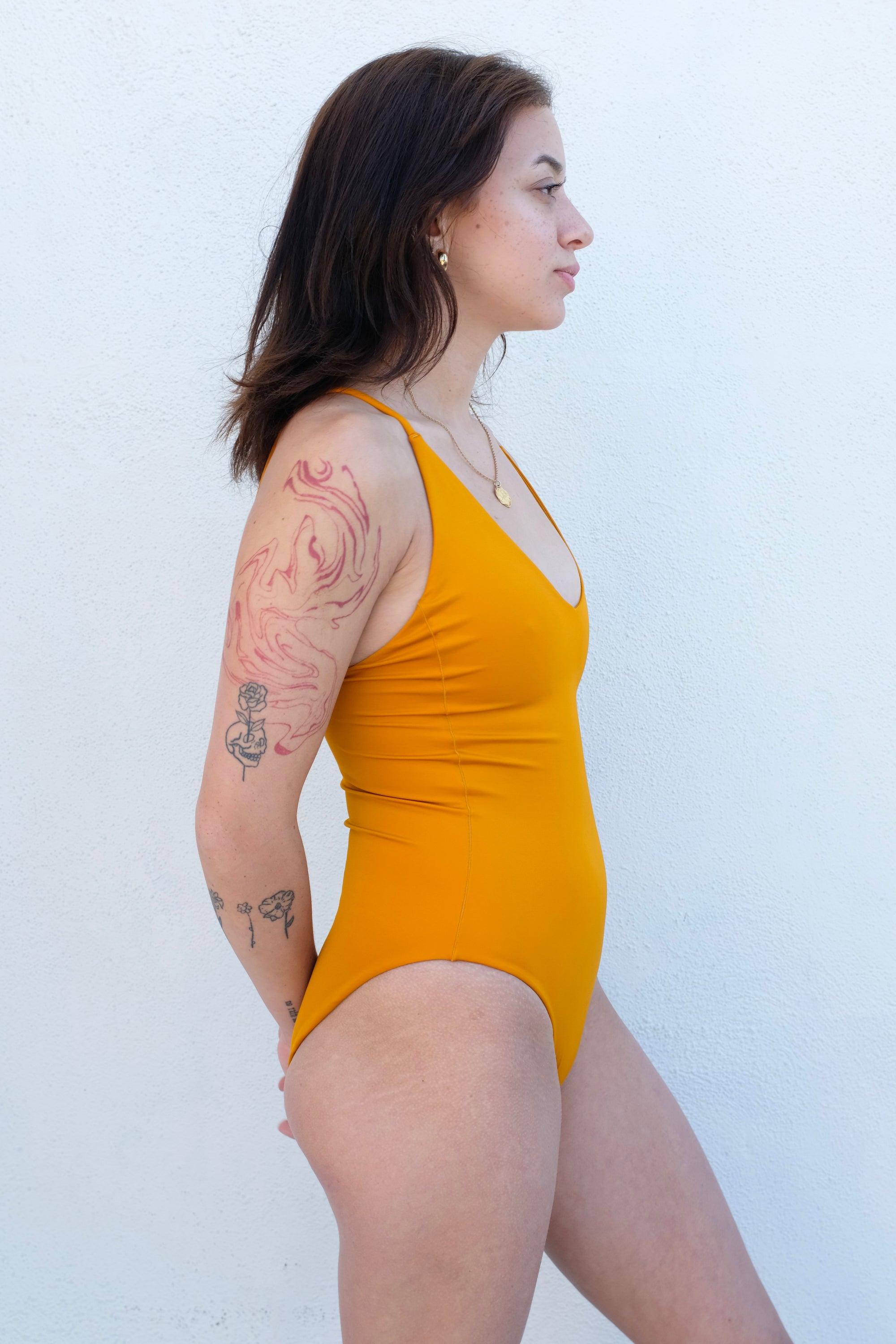 left on friday SUNDAY Suit / 24 Karat