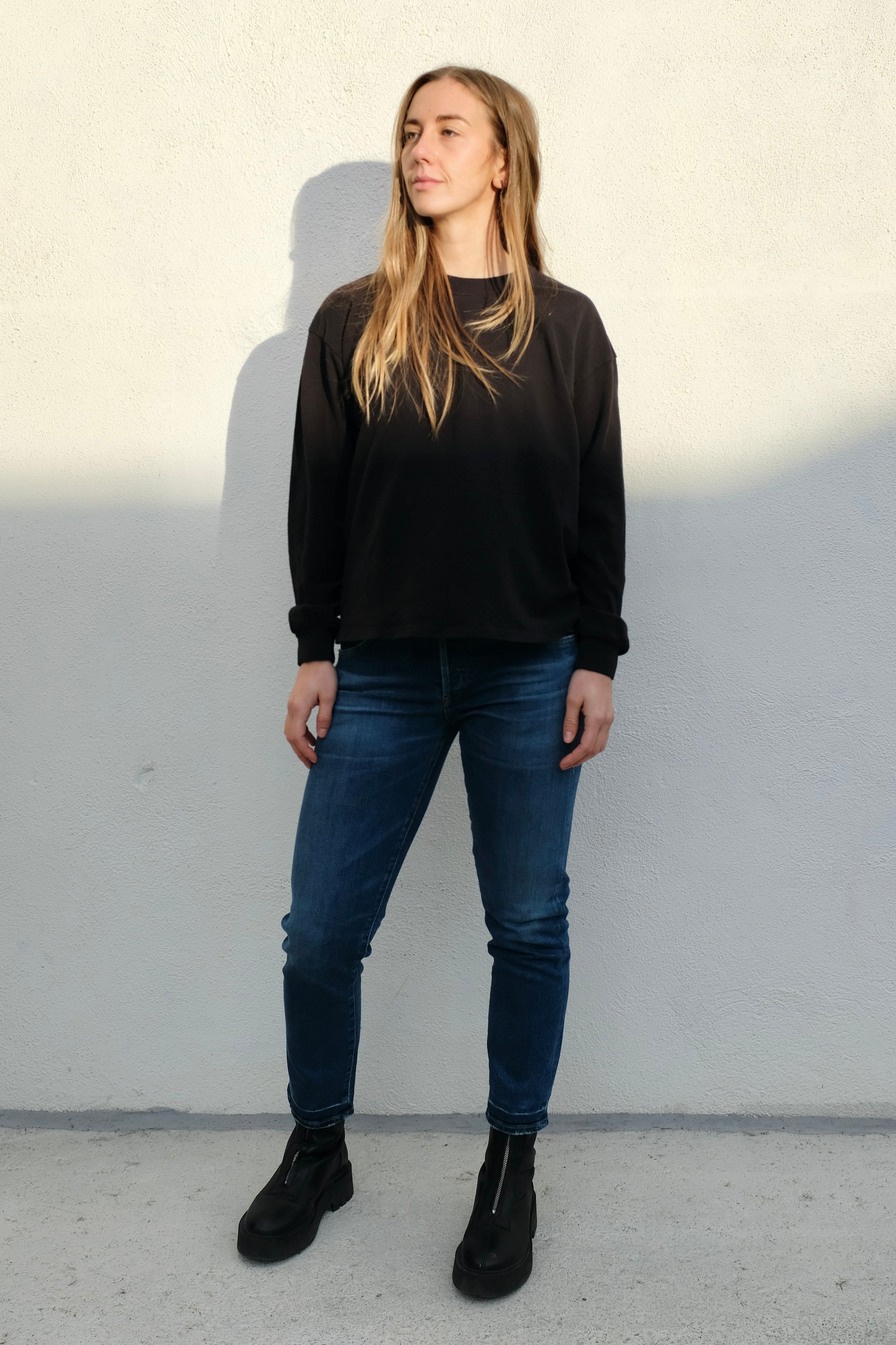 Jungmaven Cropped Long Sleeve Tee / Black
