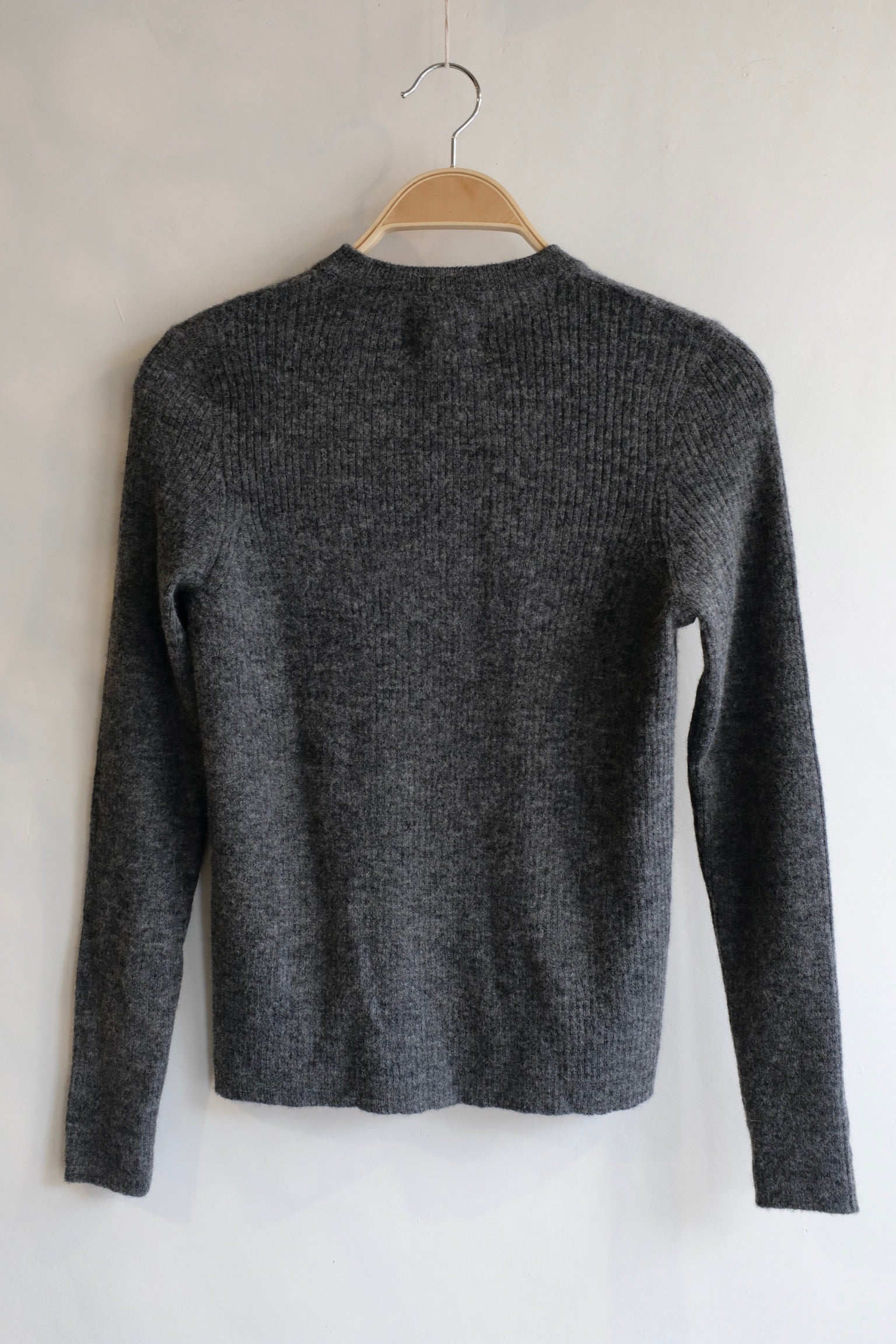 Pre-loved / Bare Knitwear Marin Rib Top / Ash / Size XS/S