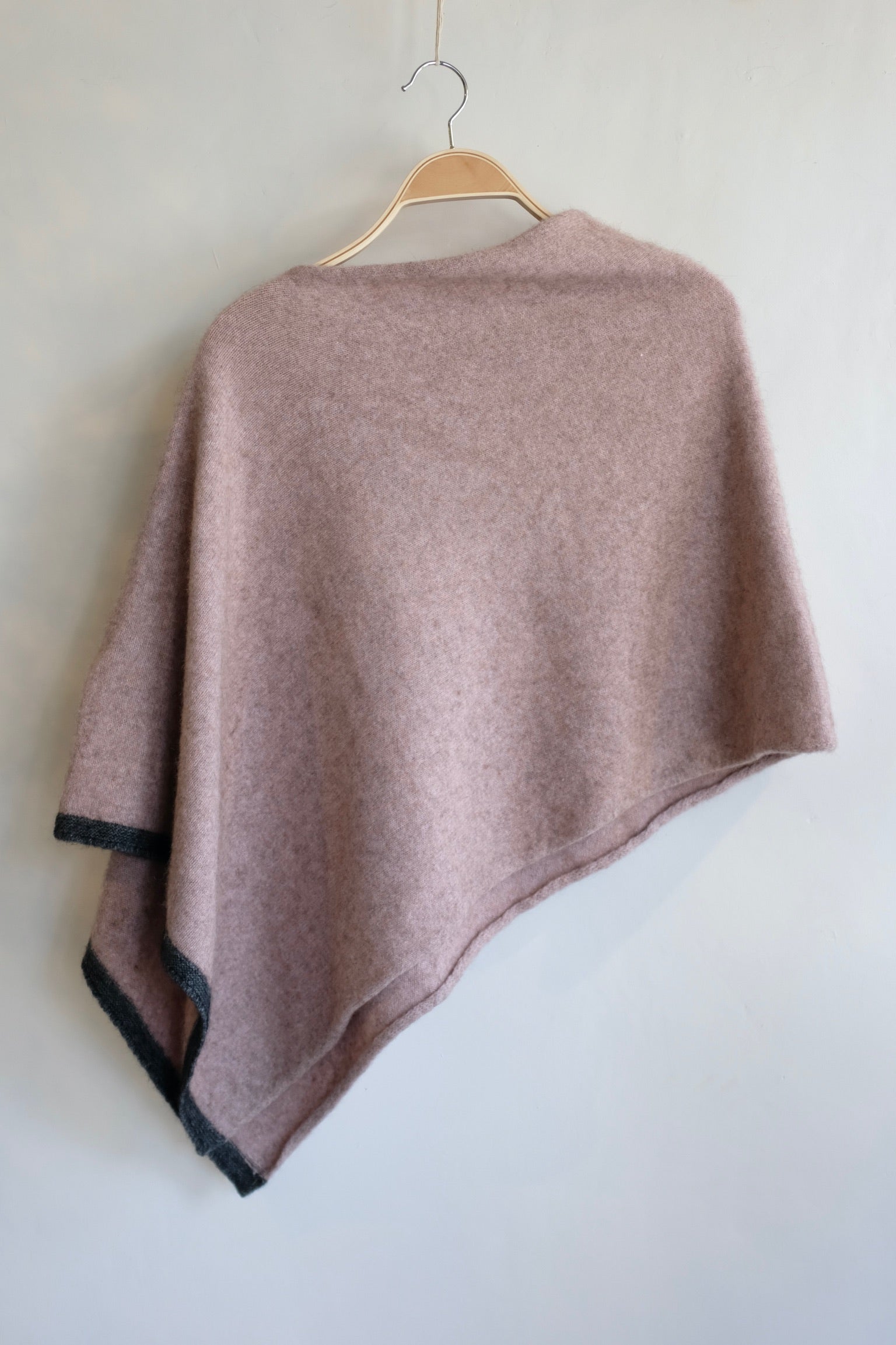 Pre-loved / Merino Mink Wrap / o/s