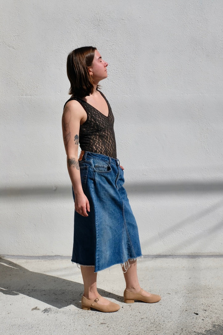 Crescent Body / Black Lace