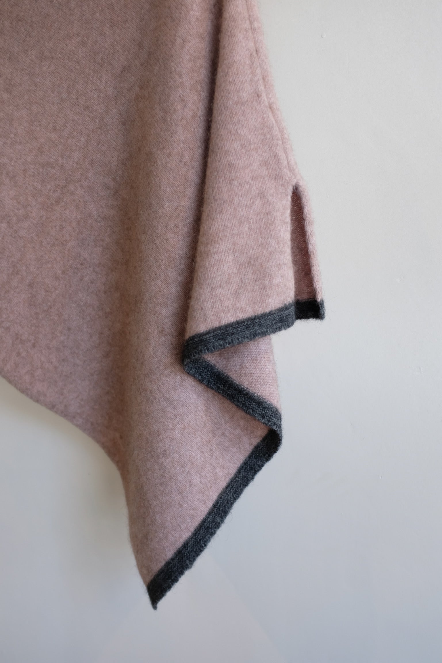 Pre-loved / Merino Mink Wrap / o/s