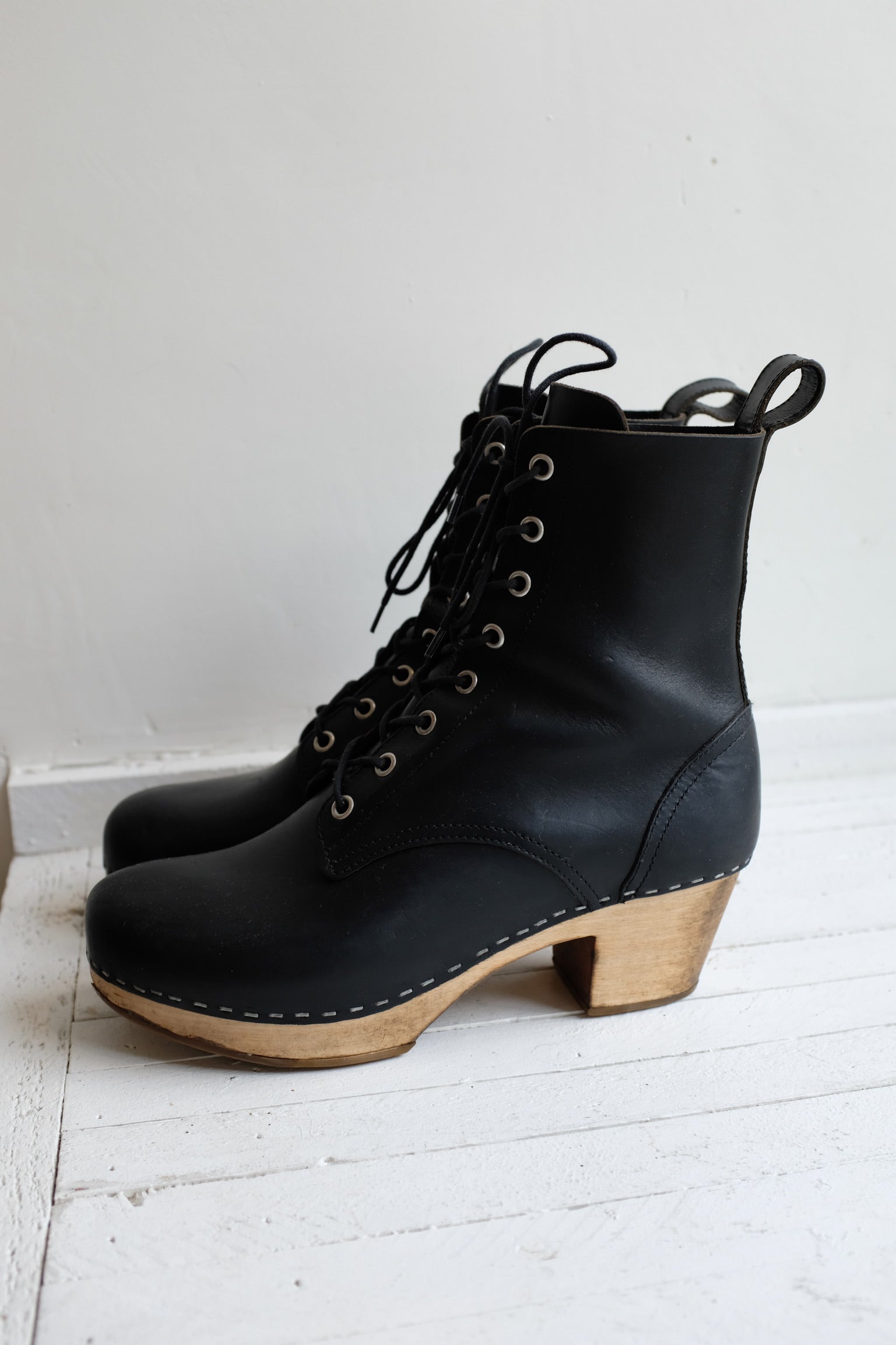 Pre-Loved / Swedish Hasbeens Granny boots / Black / Size 40