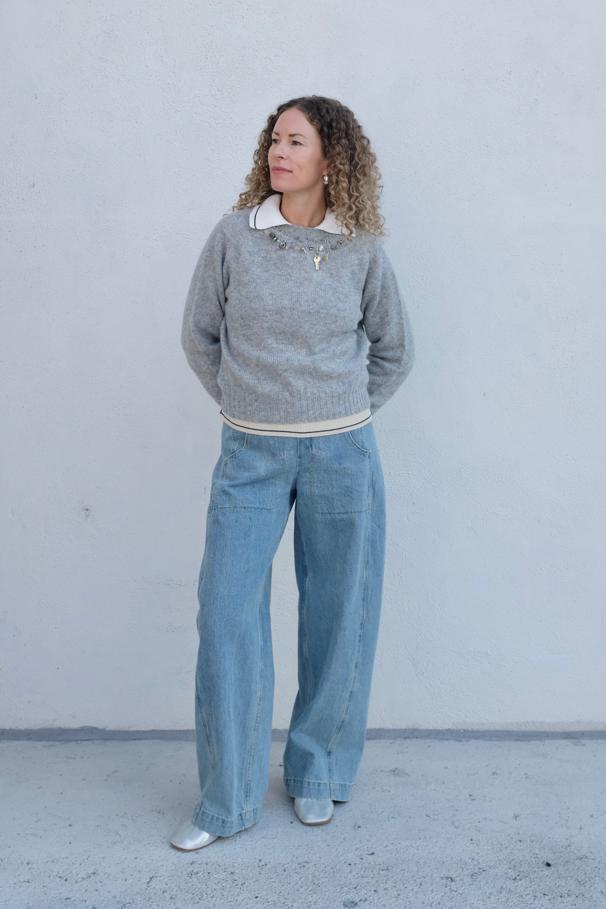 La Fetiche Clark Crewneck Sweater / Light Grey