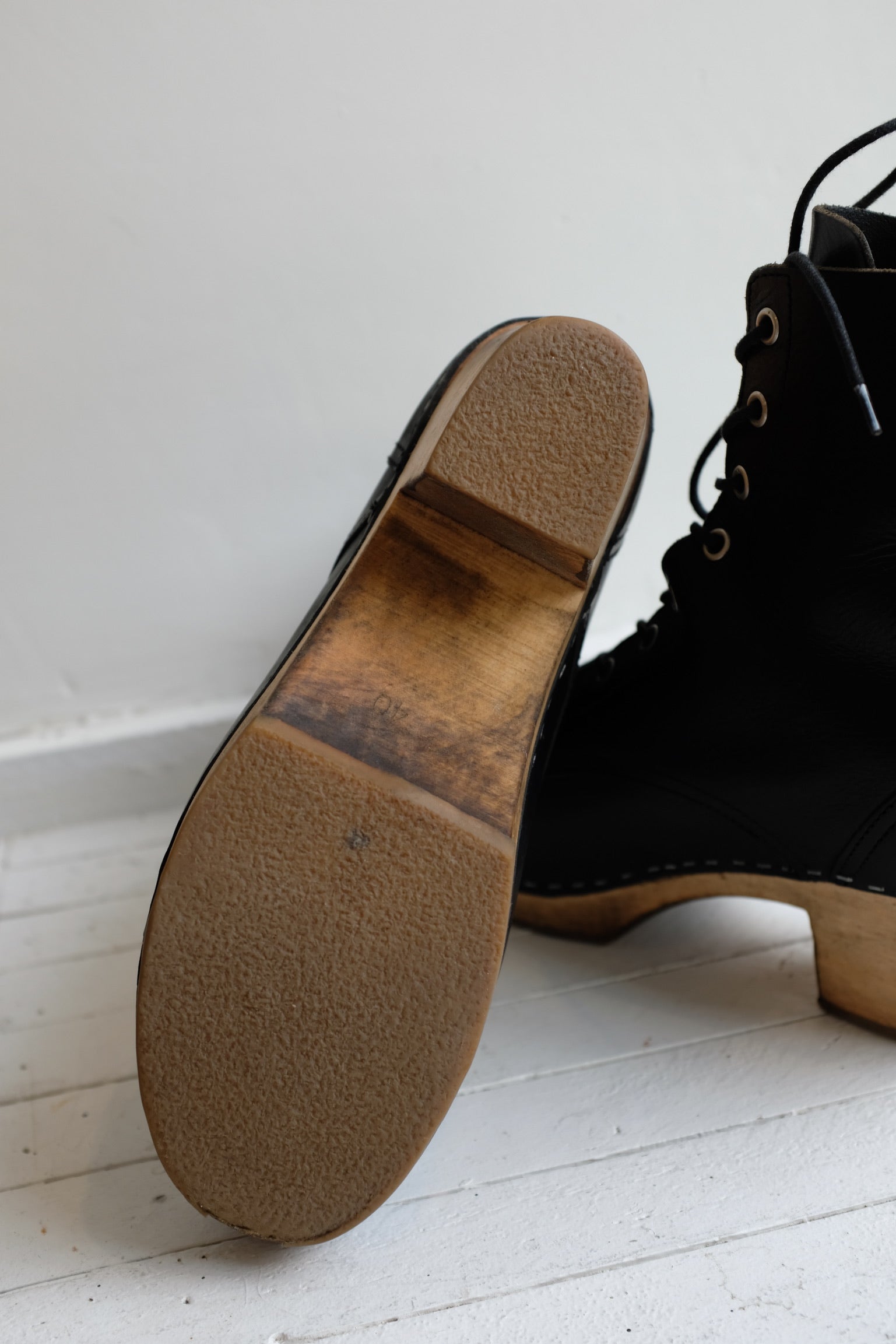 Pre-Loved / Swedish Hasbeens Granny boots / Black / Size 40