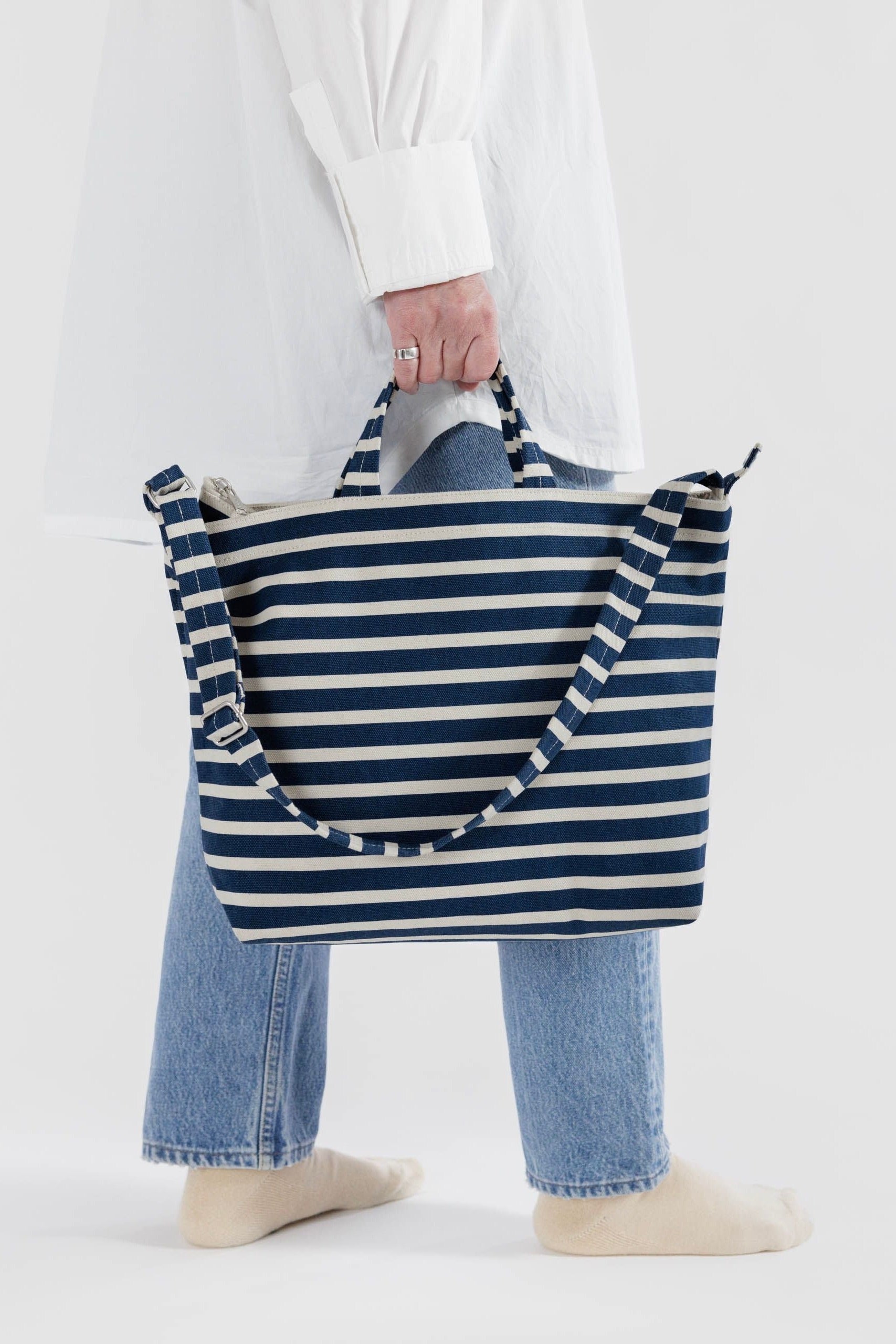 Baggu Horizontal Zip Duck Bag / Navy Stripe