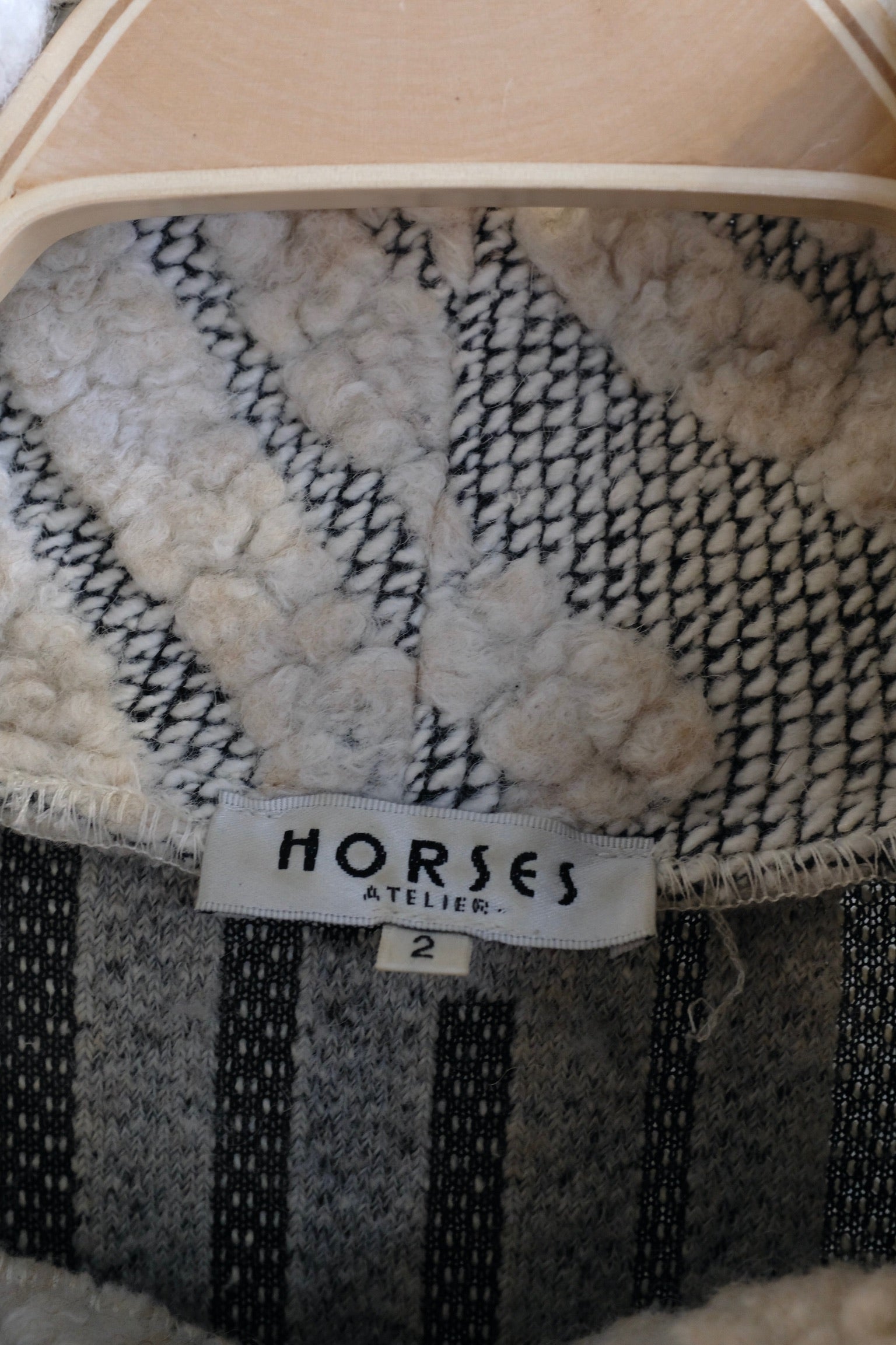 Pre-loved / Horses Atelier Mock Neck Sweater Cream & Tan / Size 2