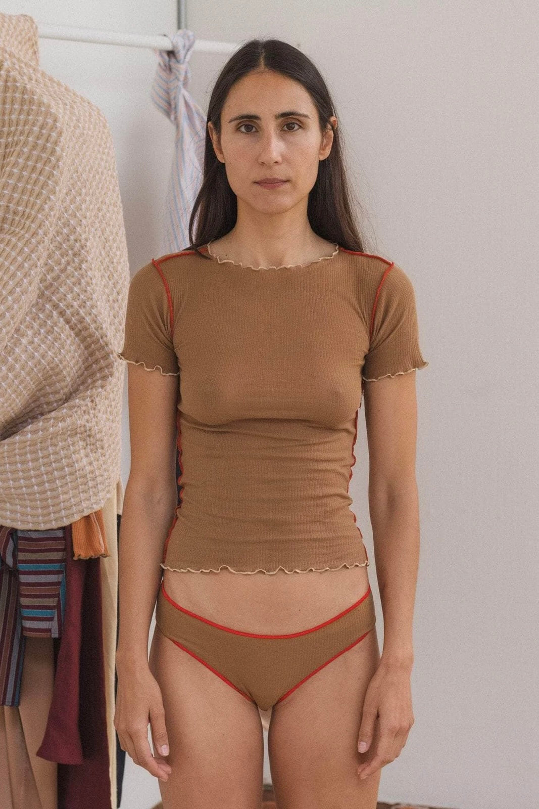 Baserange Vein Tee / Alamillo Brown