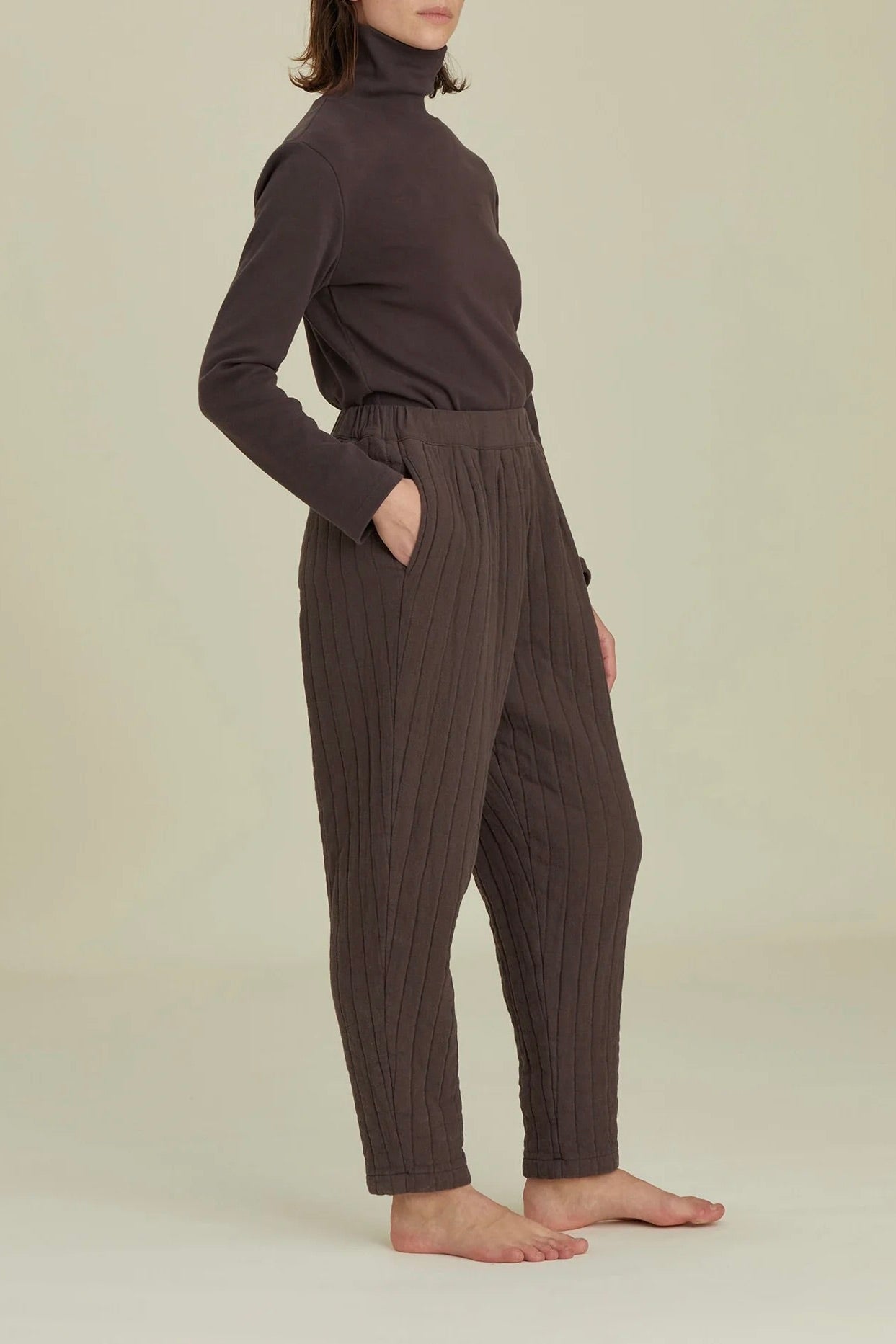 Black Crane Quilted Easy Pants / Plum