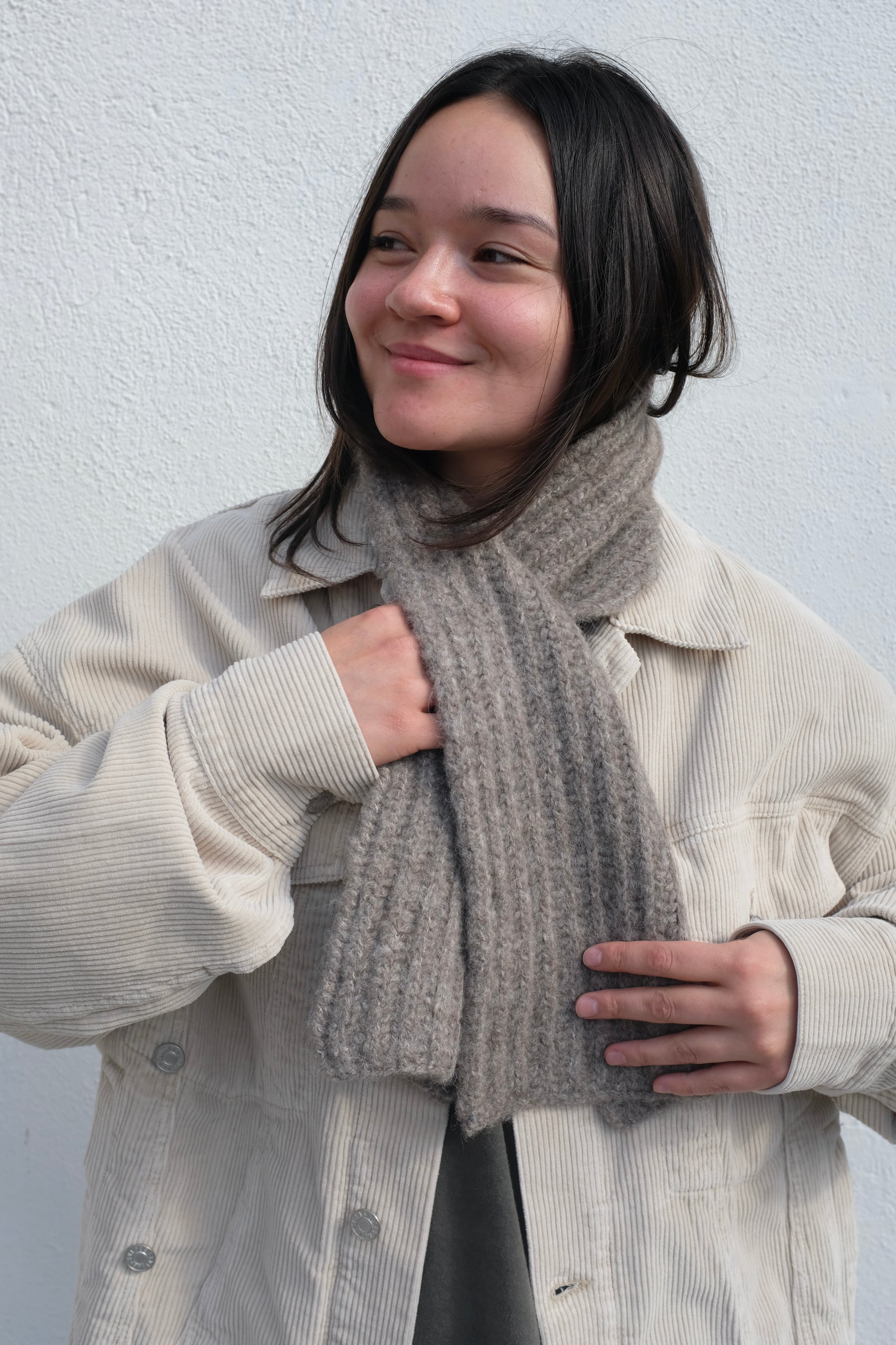 Cross Scarf / Taupe