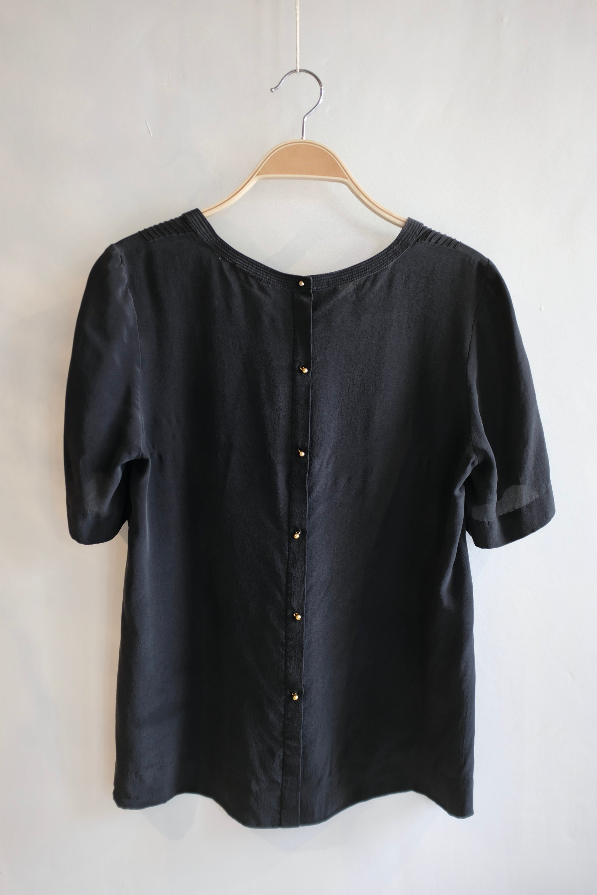 Pre-loved / Gat Rimon Silk Tee / Size 3