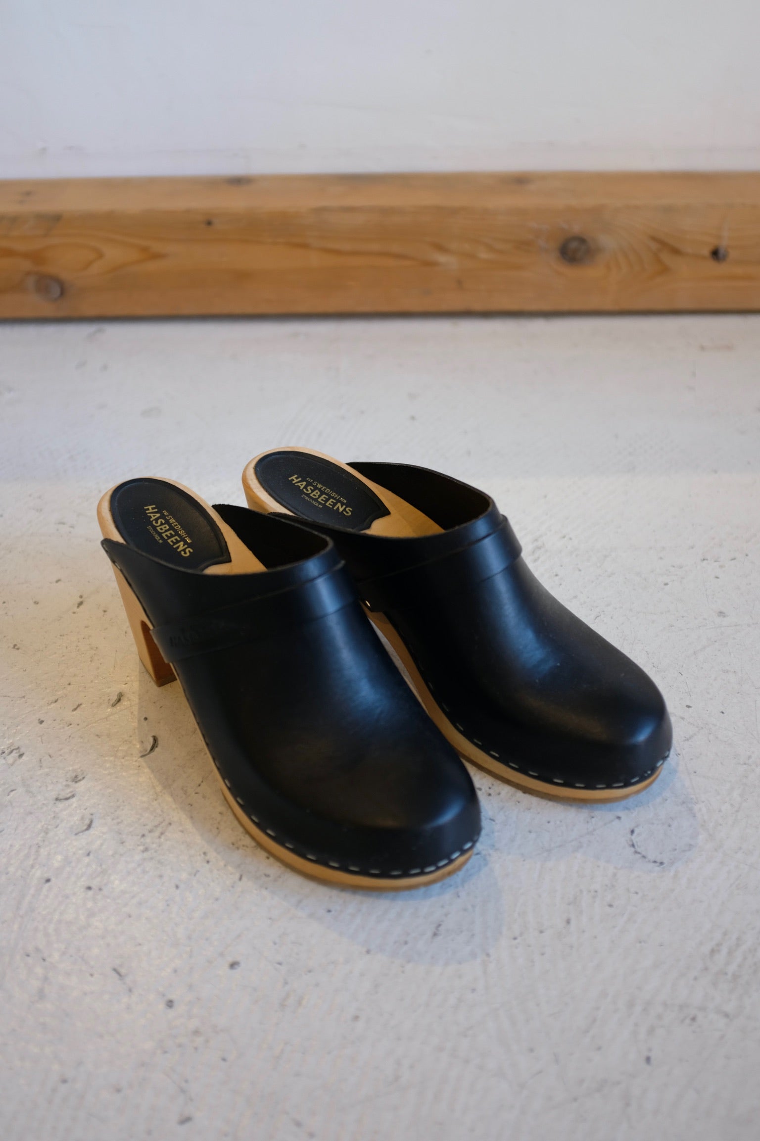 Pre-loved / Swedish Hasbeens Sky High Clog / size 40
