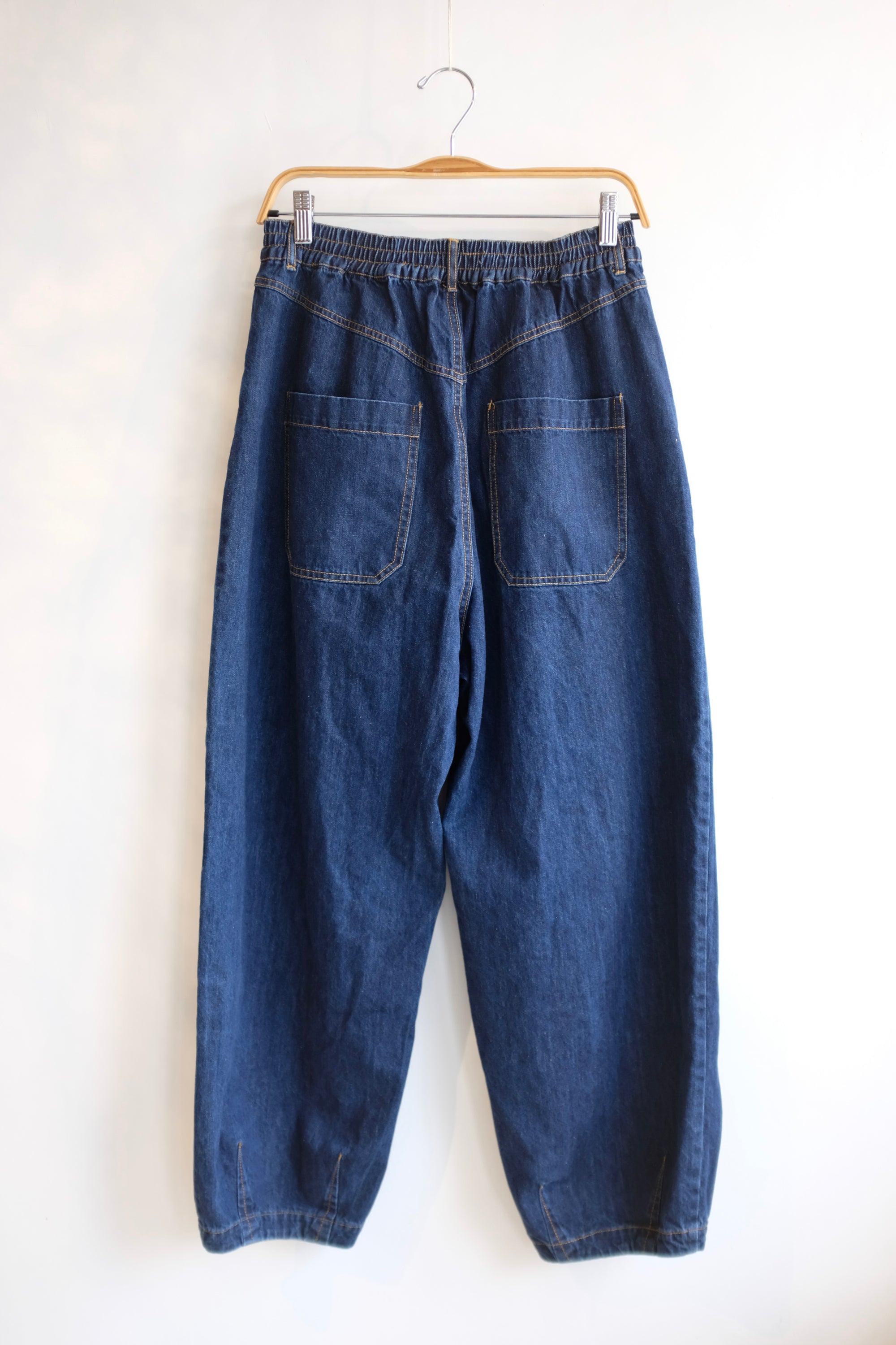 Pre-loved / LF Markey Fergus Jean / size 28