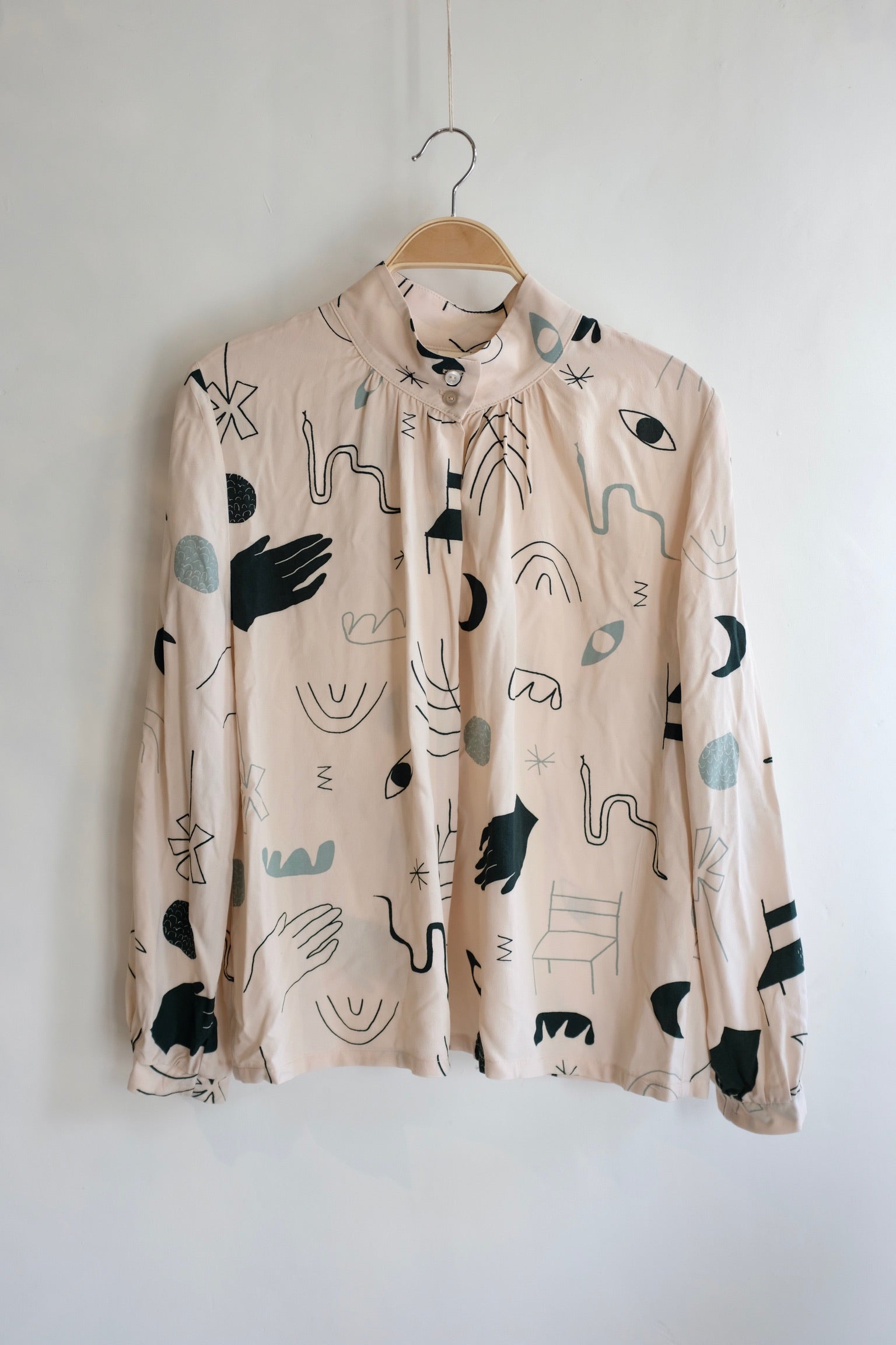 Pre-Loved / Eve Gravel Longsleeve Blouse / Size L