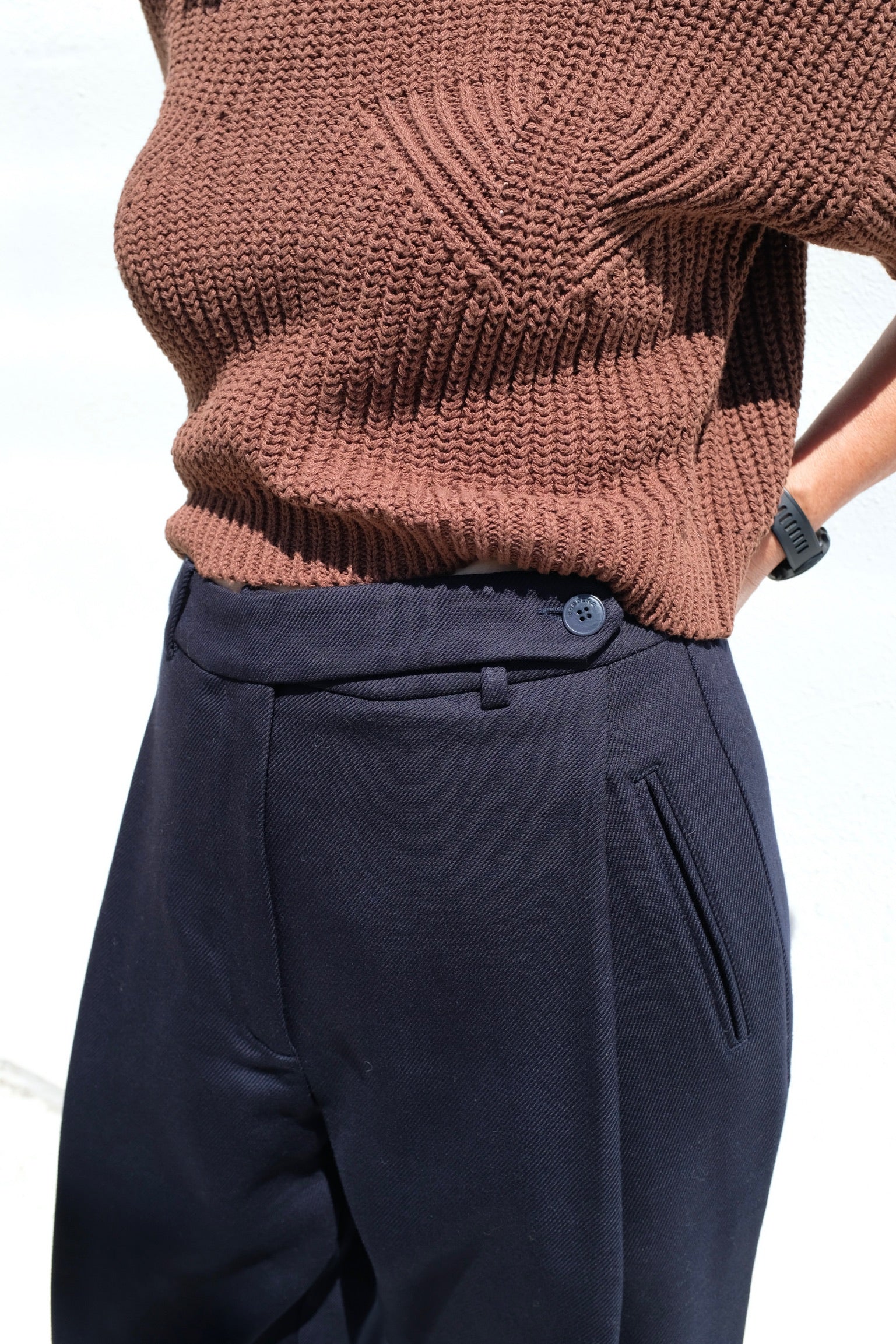 CORDERA Cotton &amp; Wool Carrot Pants / Navy
