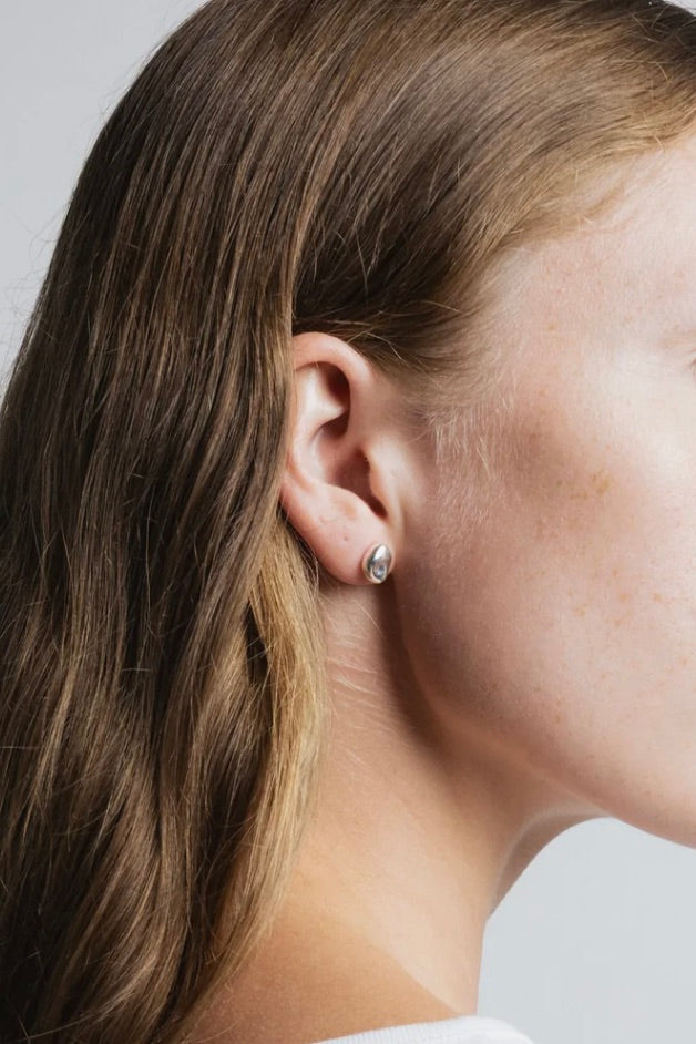 Bean Studs / Silver