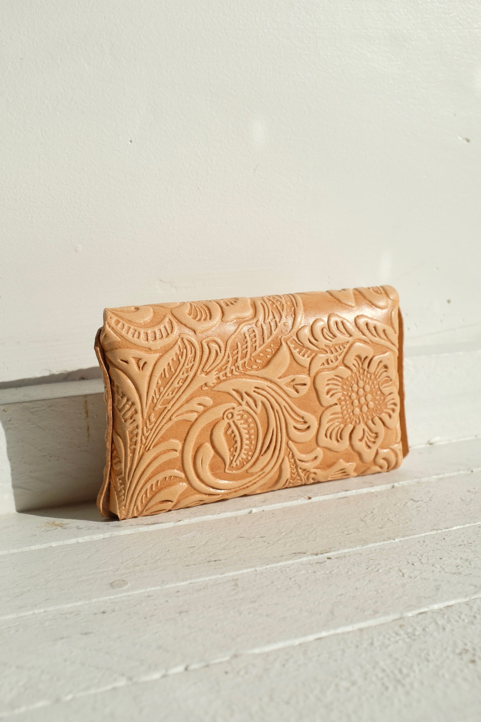 Loper & Haas Card Wallet / Western Embossed